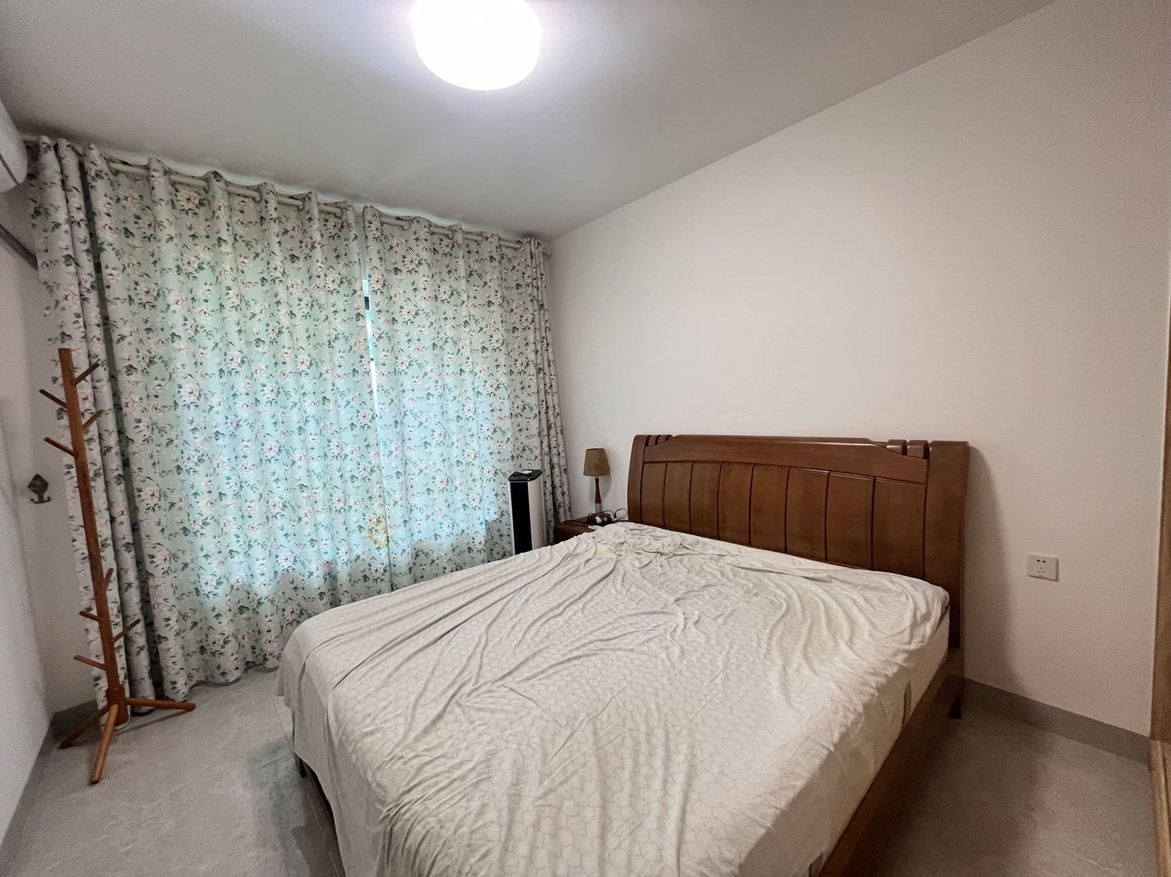 国兴城（B区）  2室1厅1卫   2600.00元/月室内图
