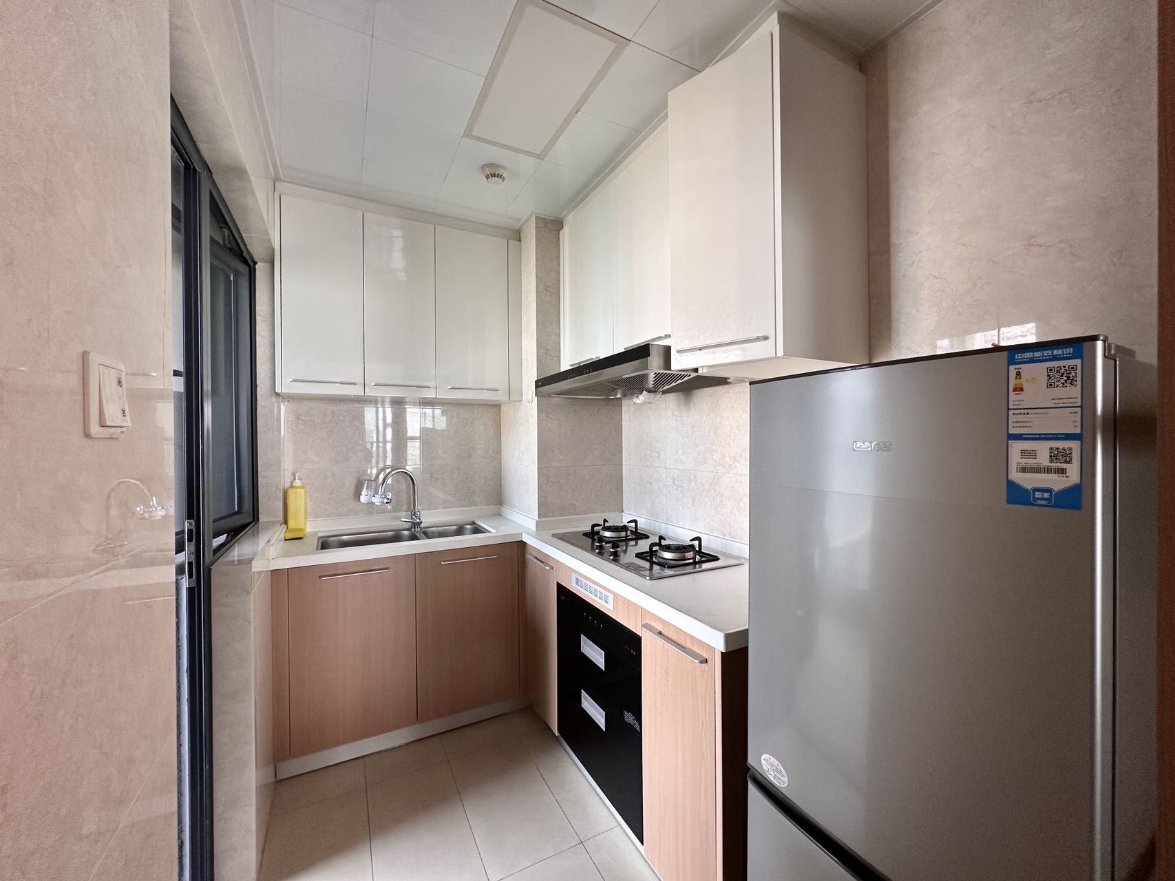 保利中央海岸四期(淳境、淳域) 3室1厅2卫 3800.00元/月 保利中央海岸四期(淳境、淳域) 3室1厅2卫 3800.00元/月室内图