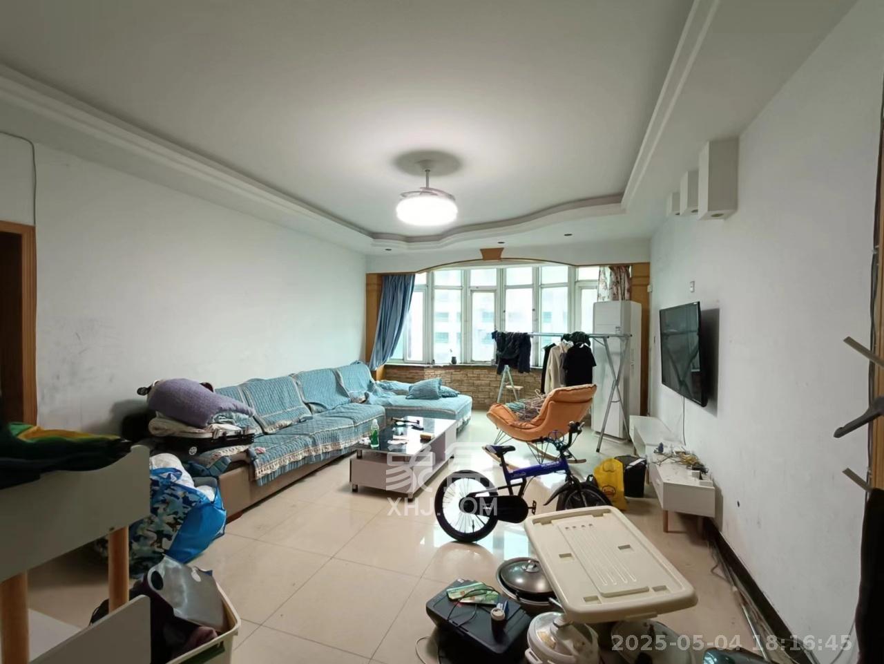 鑫宇翠庭  4室2廳1衛(wèi)   2800.00元/月室內(nèi)圖