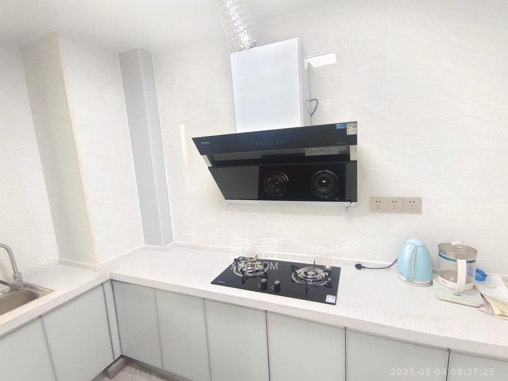 富基世纪公园 3室2厅2卫 2000.0元/月 富基世纪公园 3室2厅2卫 2000.0元/月室内图