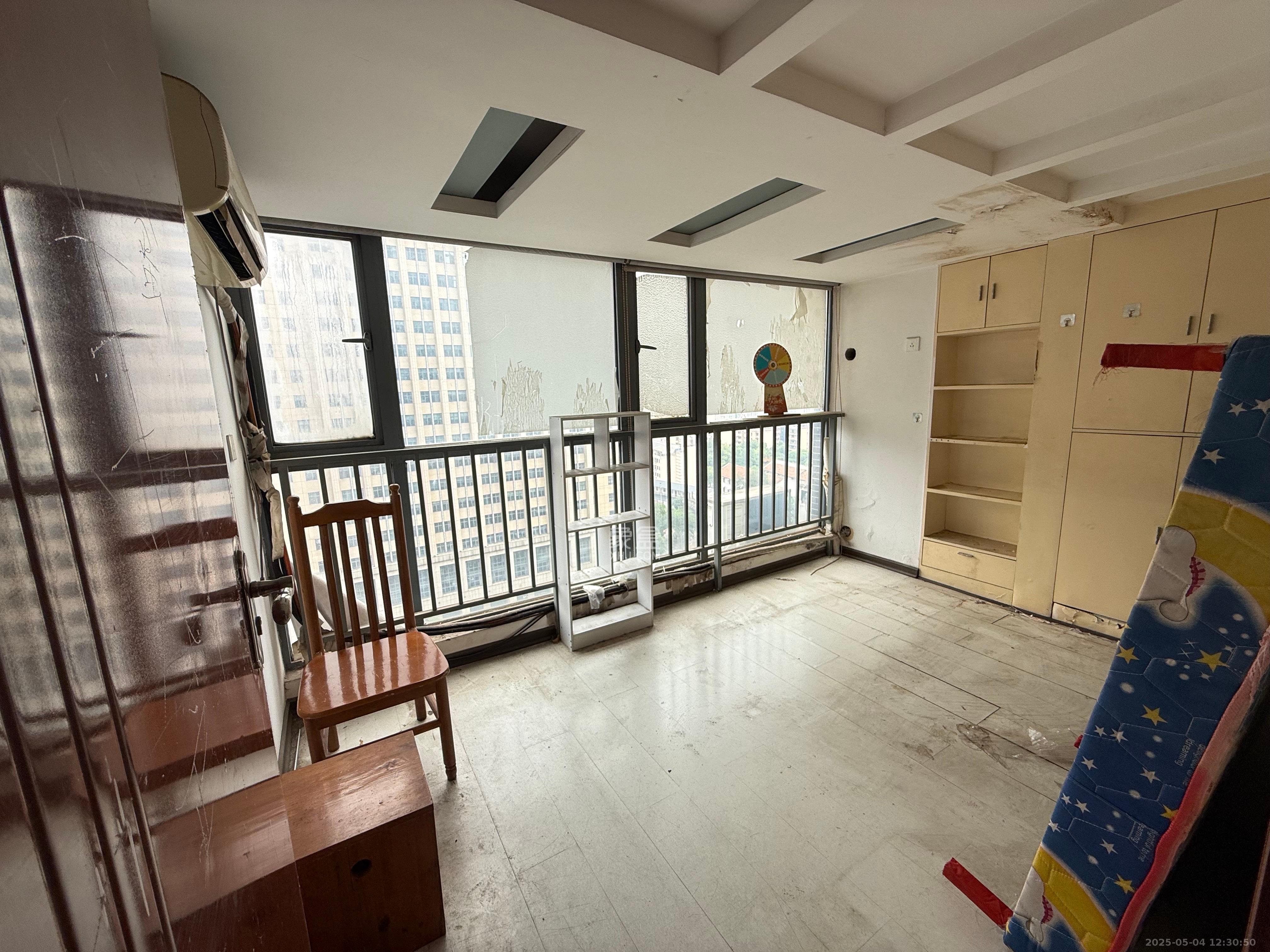 华菱蓝调国际（华菱.香墅美地）  1室1厅1卫    2100.0元/月室内图