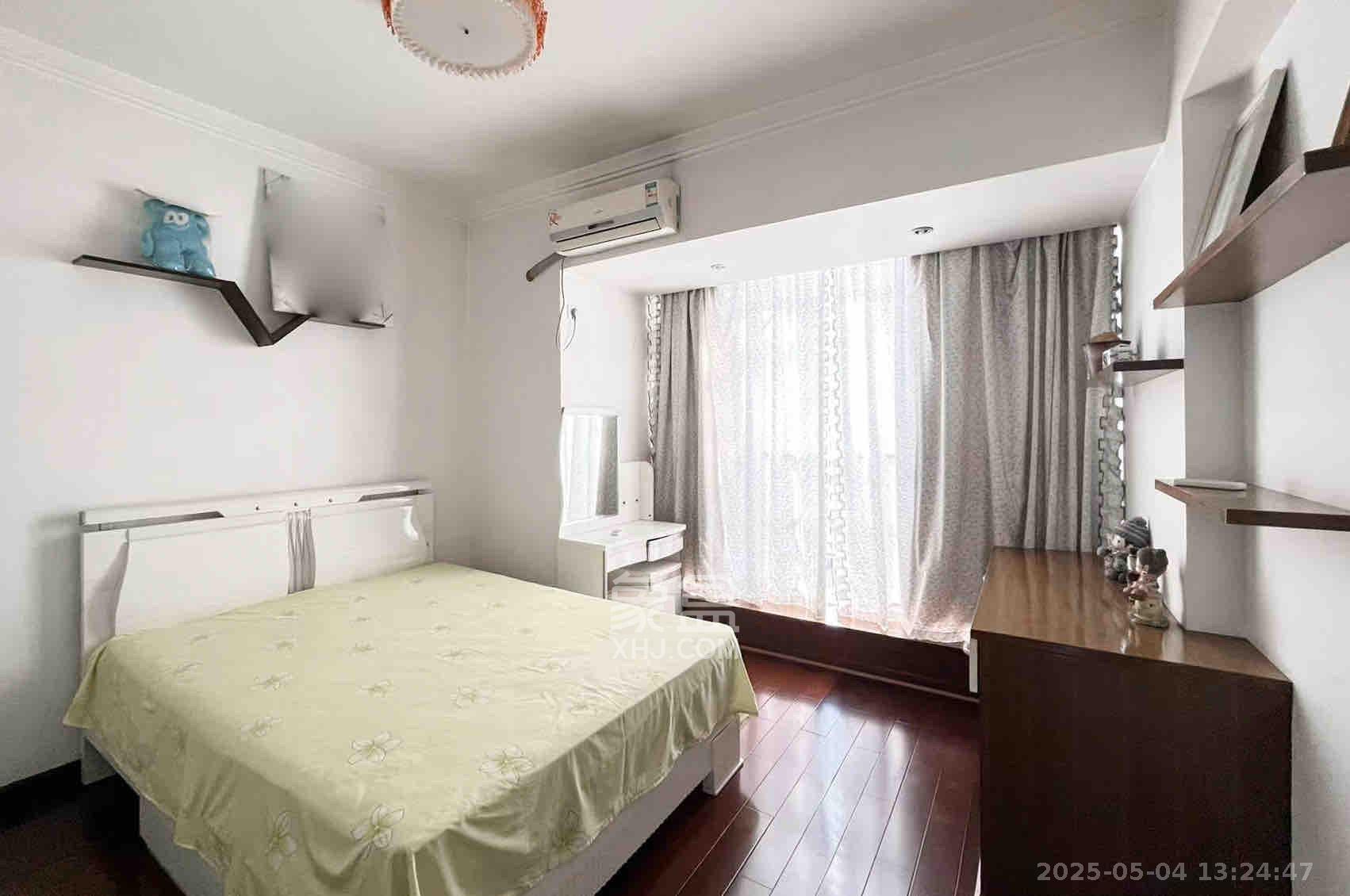 望兴景园一期  3室2厅2卫   3300.00元/月室内图