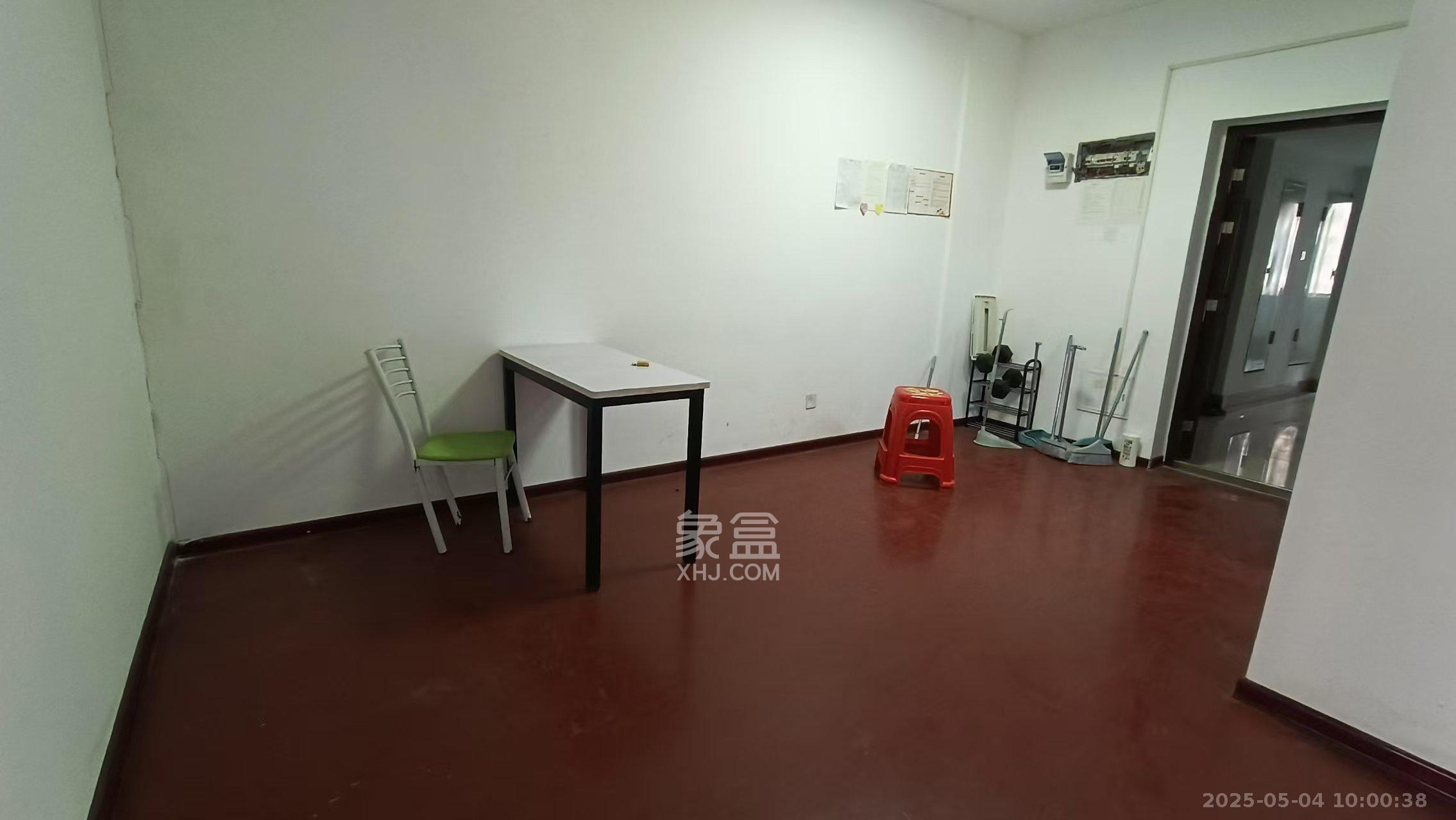 奥克斯缔壹城  3室2厅2卫    2500.0元/月