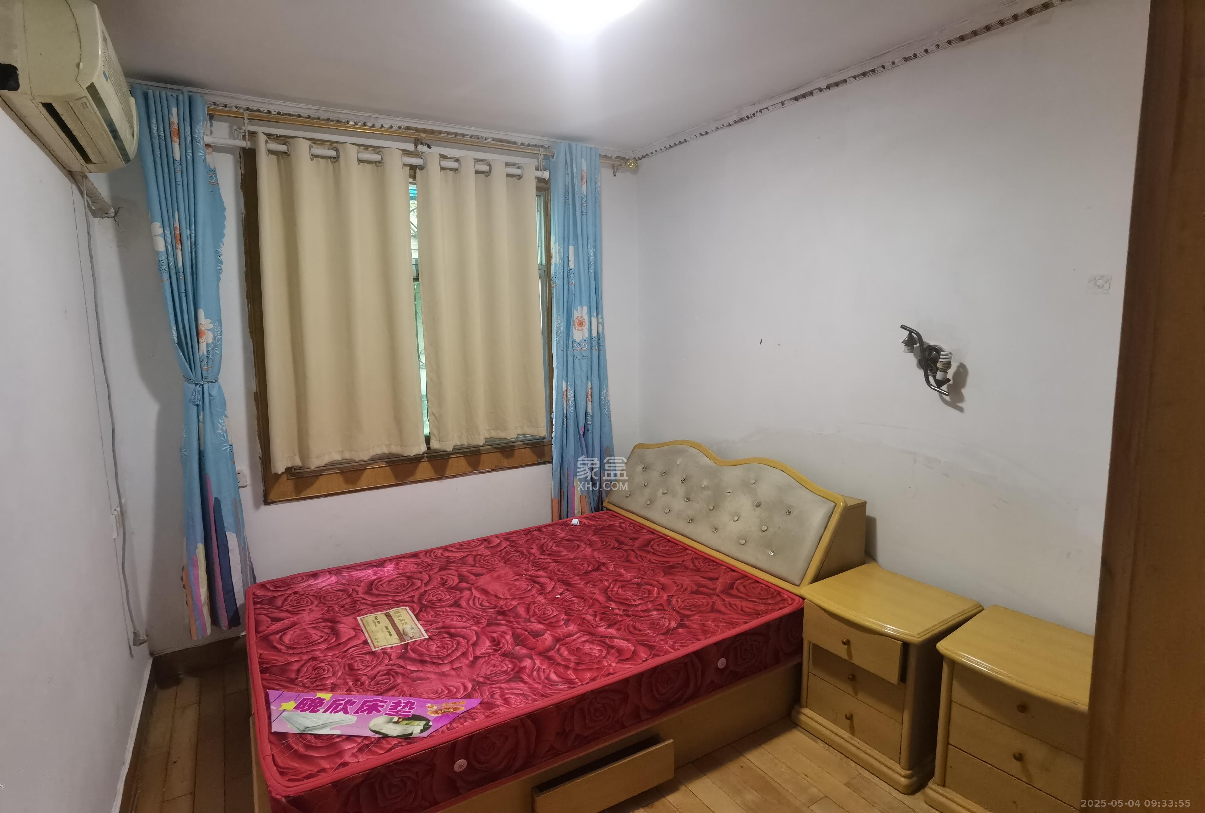 茶园坡社区(原王家冲社区) 2室1厅1卫 1300.0元/月 茶园坡社区(原王家冲社区) 2室1厅1卫 1300.0元/月室内图