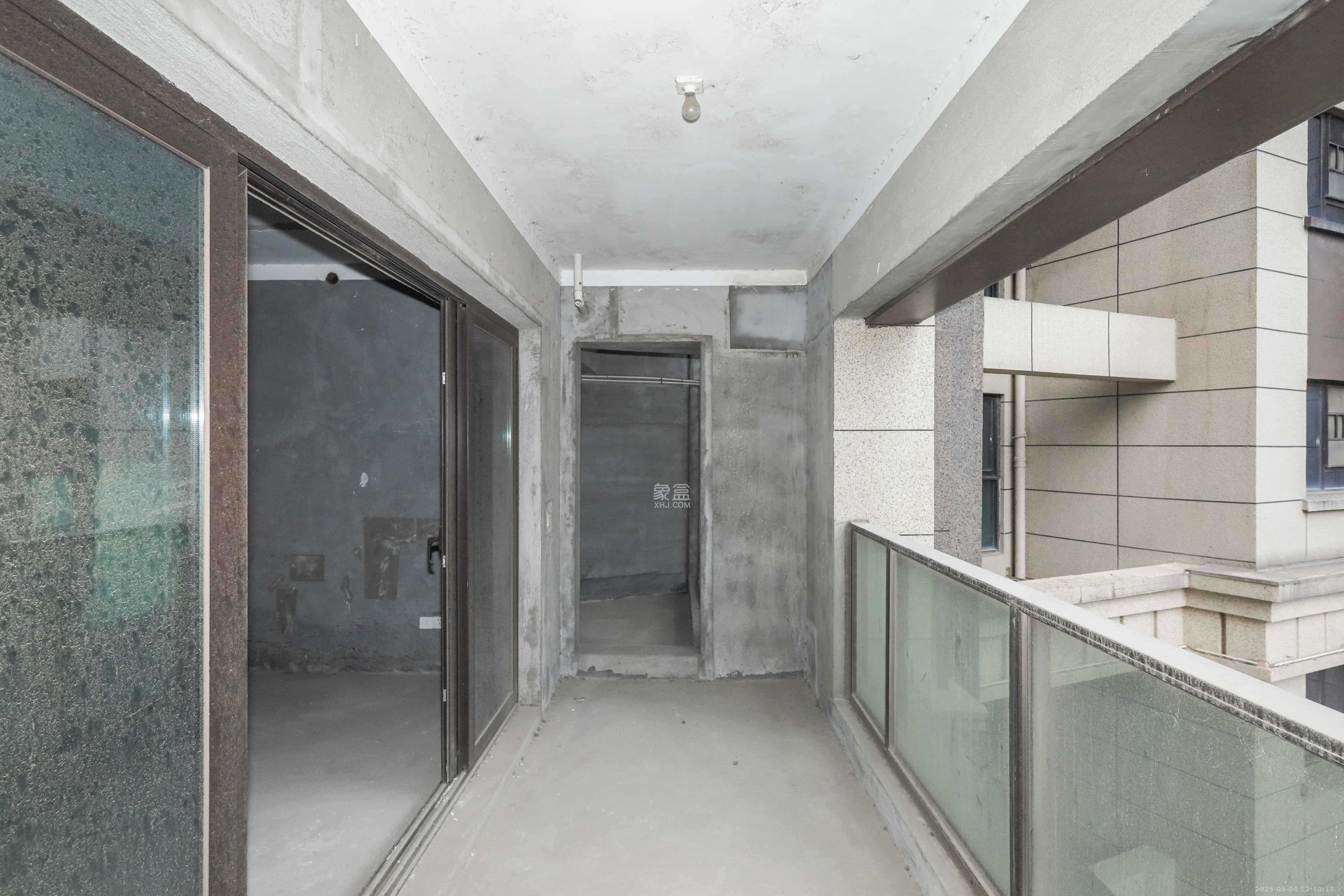 晟通牡丹舸 3室2厅2卫 180.0万 晟通牡丹舸 3室2厅2卫 180.0万阳台