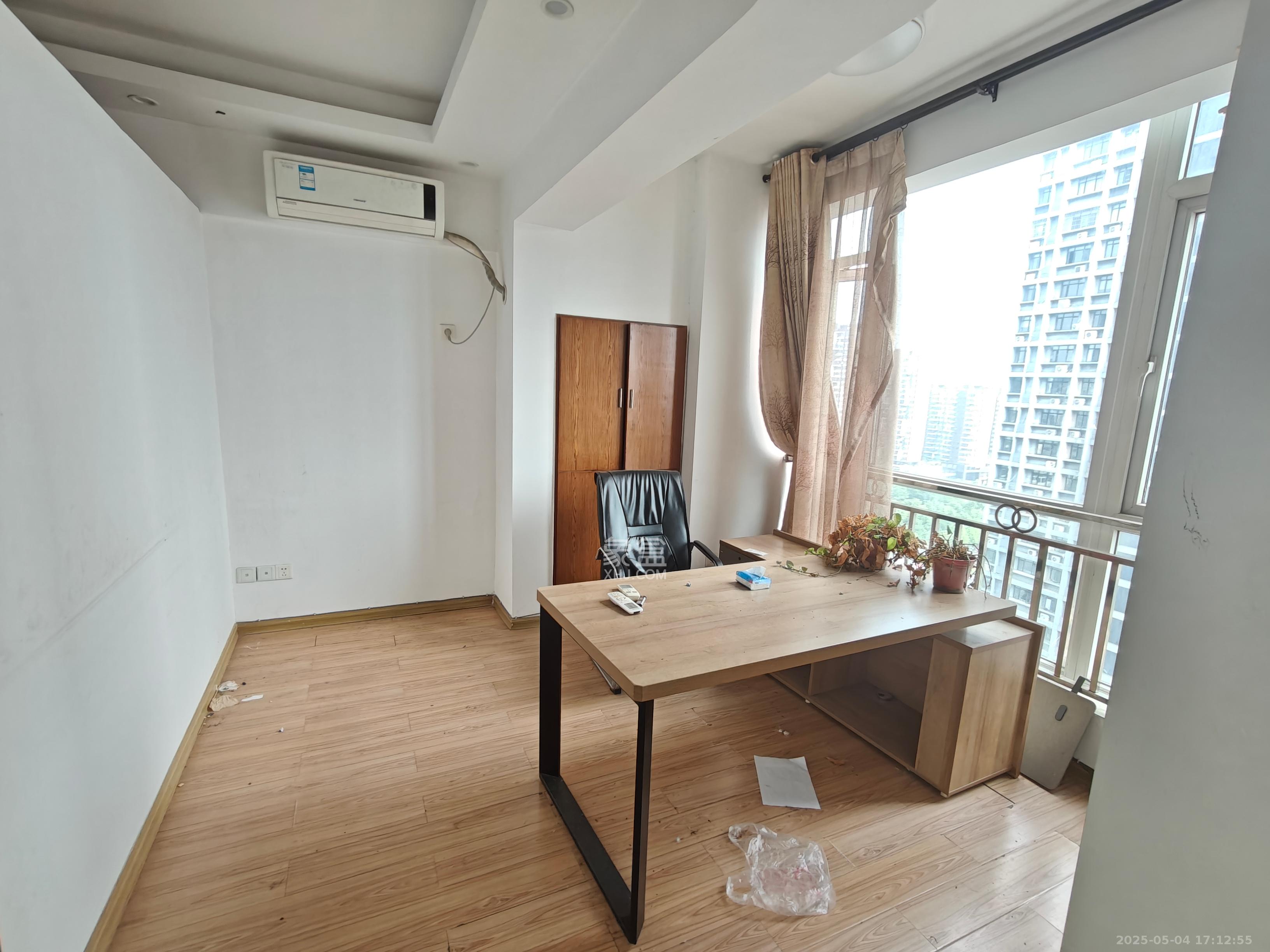 长城华都  1室0厅1卫    1300.0元/月 长城华都  1室0厅1卫    1300.0元/月室内图