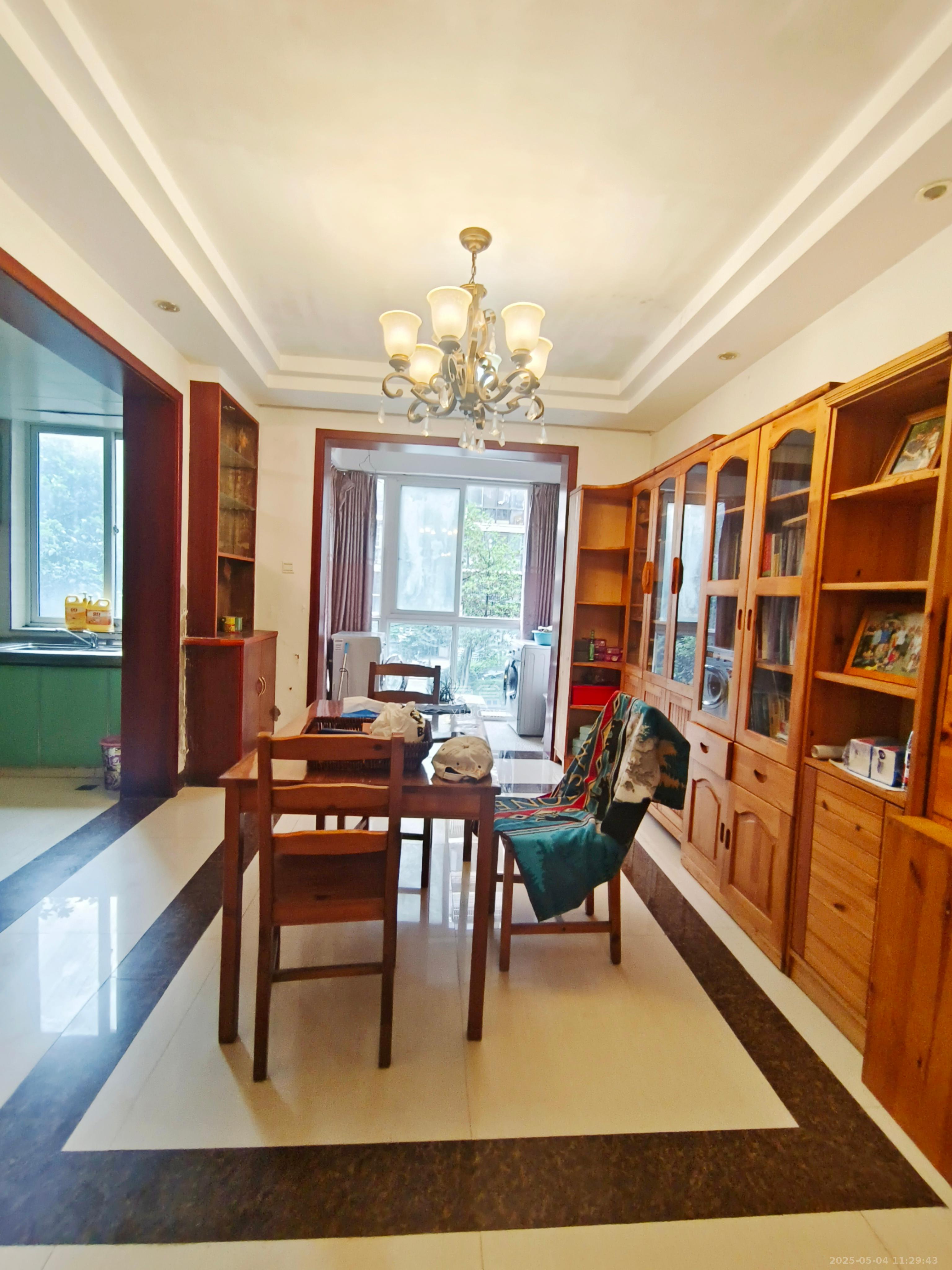 山语城一期 2室2厅2卫 2000.0元/月 山语城一期 2室2厅2卫 2000.0元/月室内图