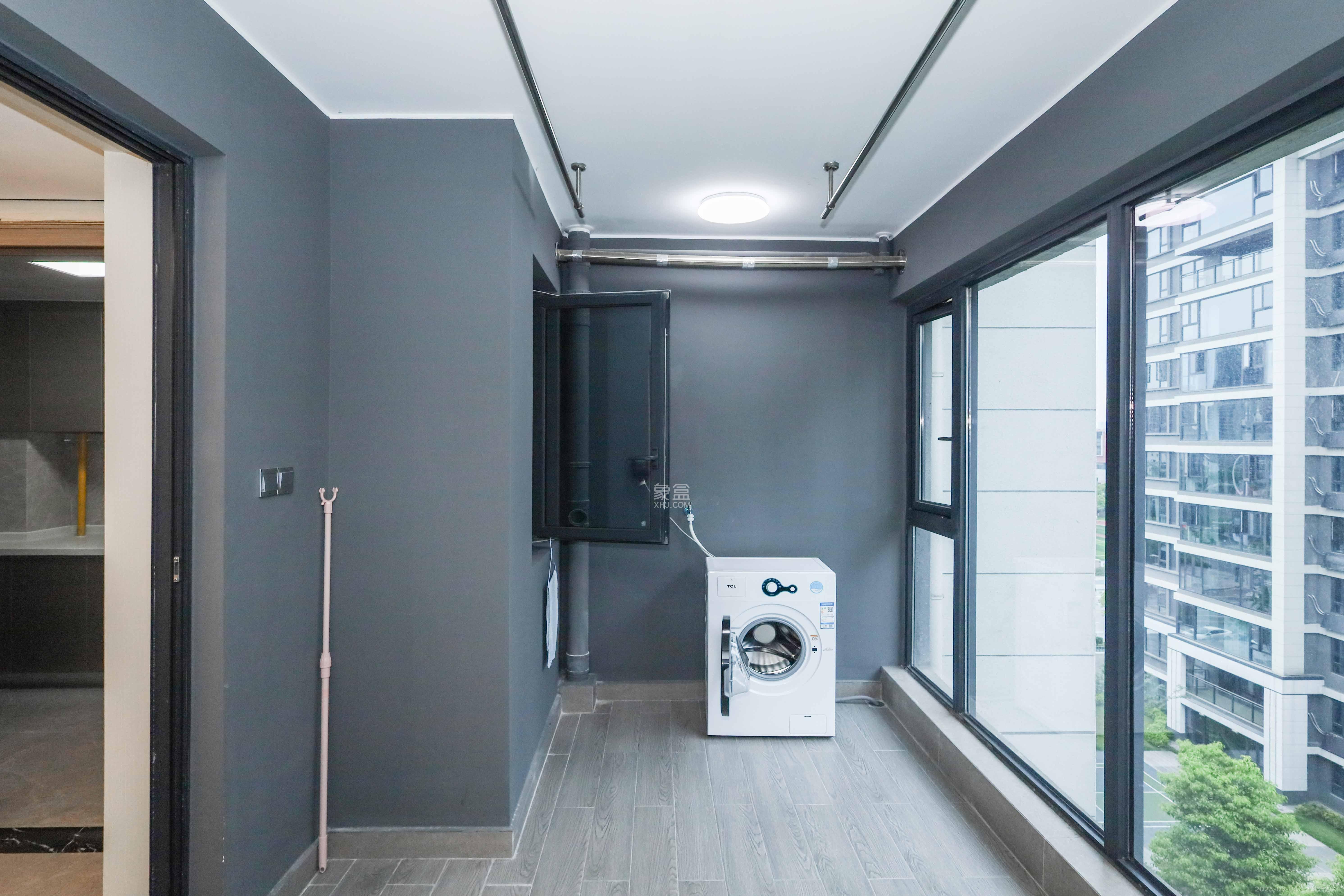 中海麓山境北区 3室2厅2卫 149.96万 中海麓山境北区 3室2厅2卫 149.96万阳台