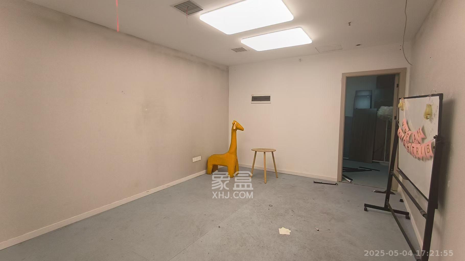 北辰三角洲B1E1区   396.0㎡      14000.0元/月室内图