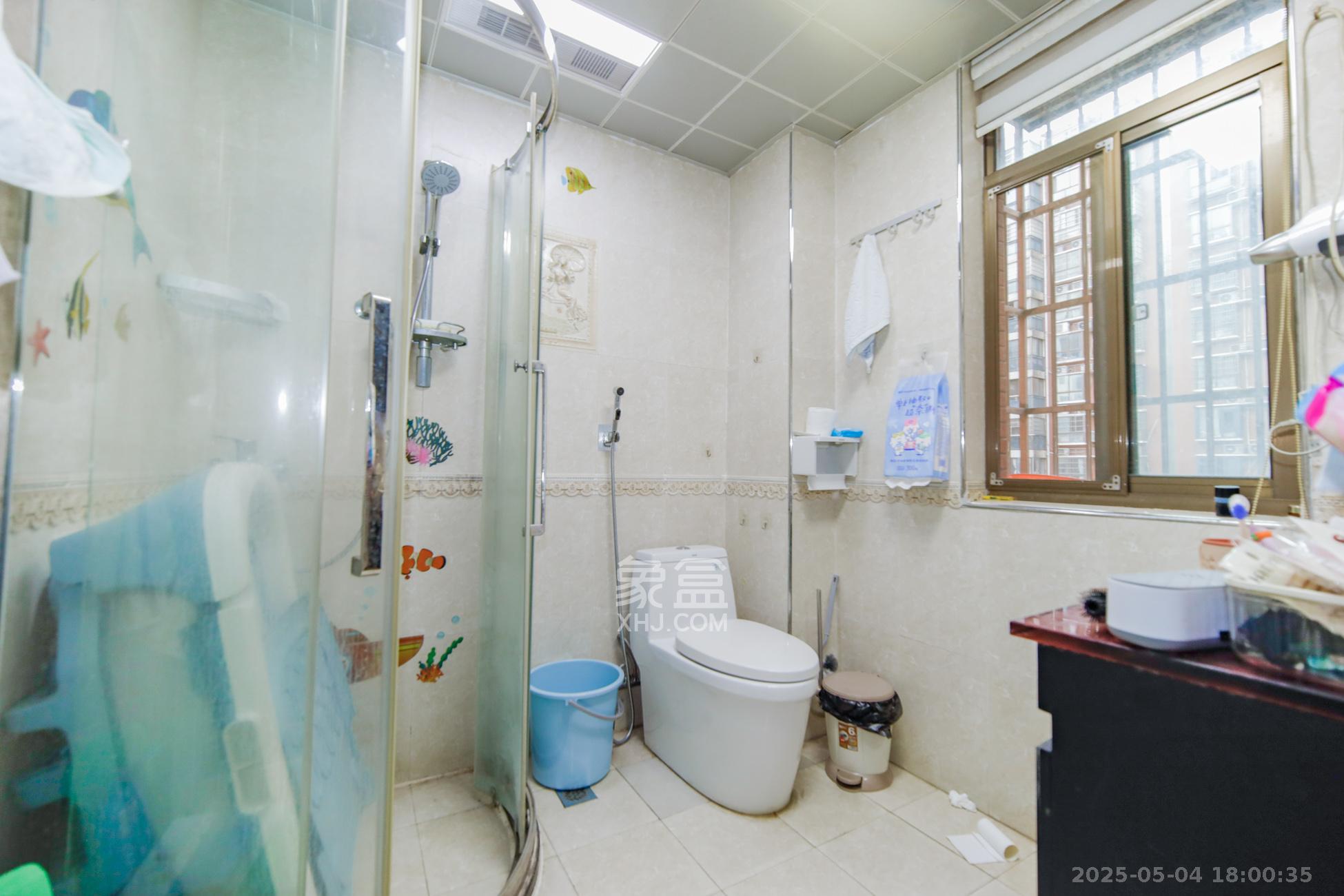 湘翰御舍  3室2厅2卫    93.0万卫生间