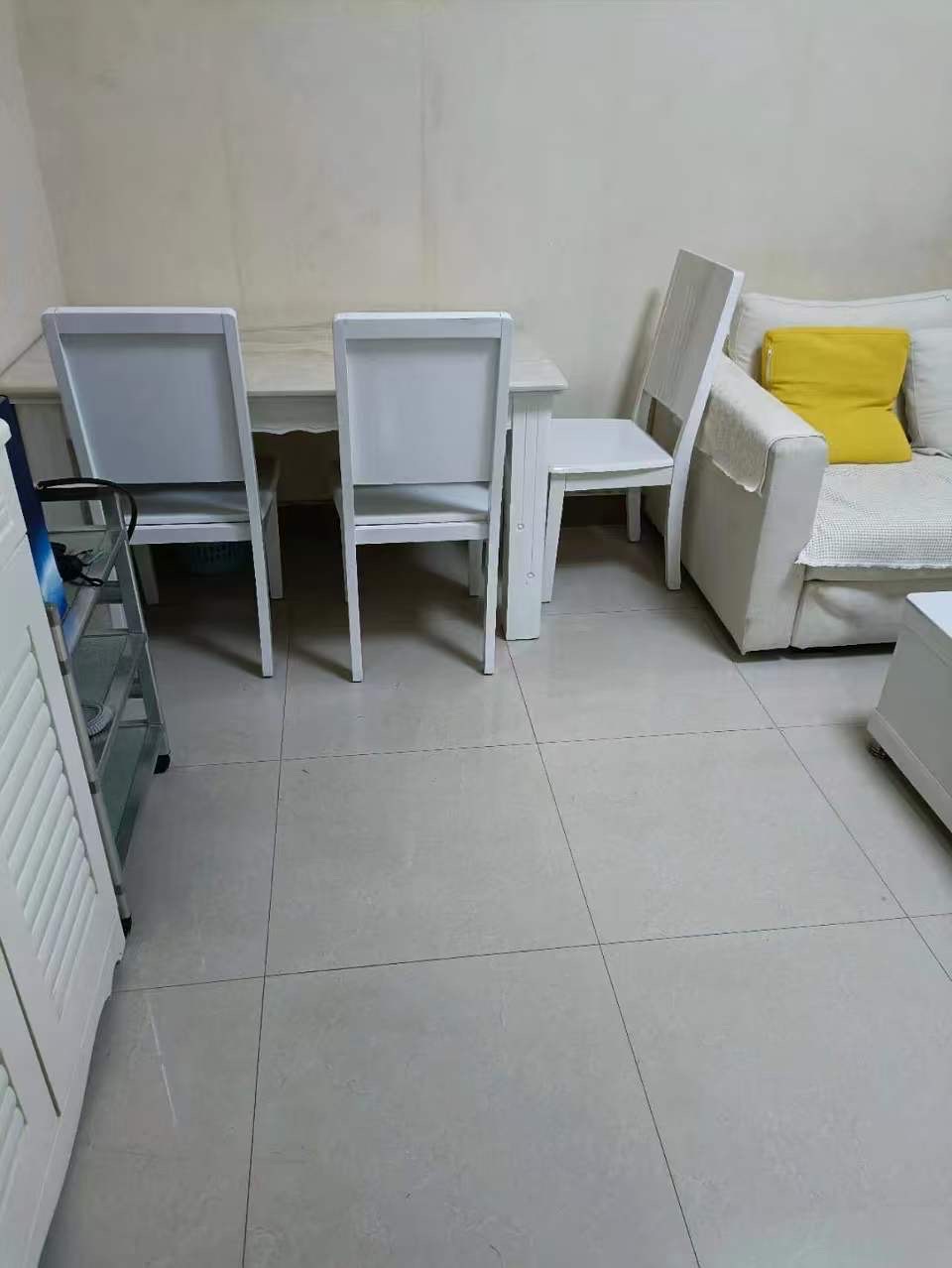 侨诚花园 1室0厅1卫 2300.0元/月 侨诚花园 1室0厅1卫 2300.0元/月室内图