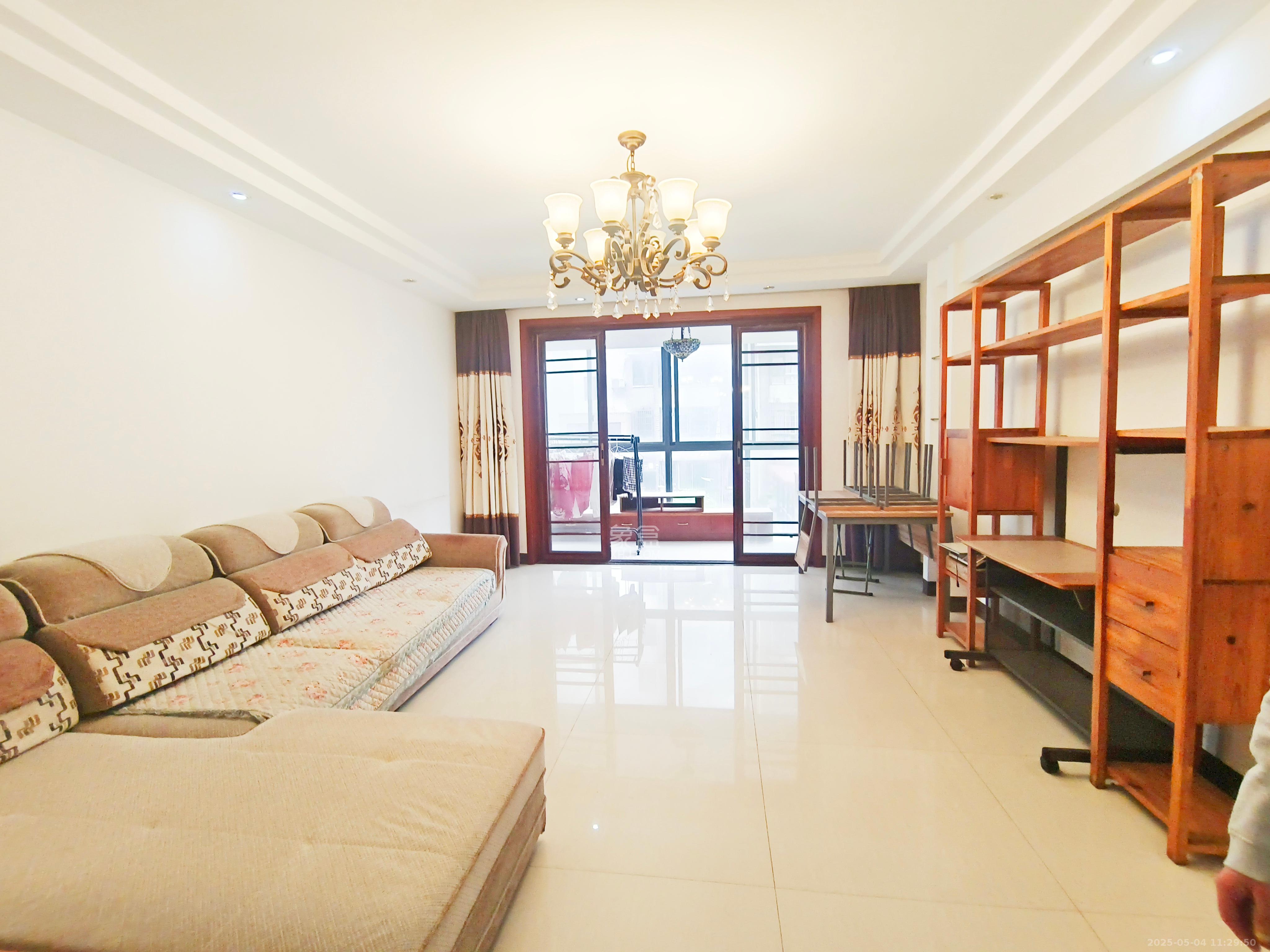 山语城一期 2室2厅2卫 2000.0元/月 山语城一期 2室2厅2卫 2000.0元/月室内图