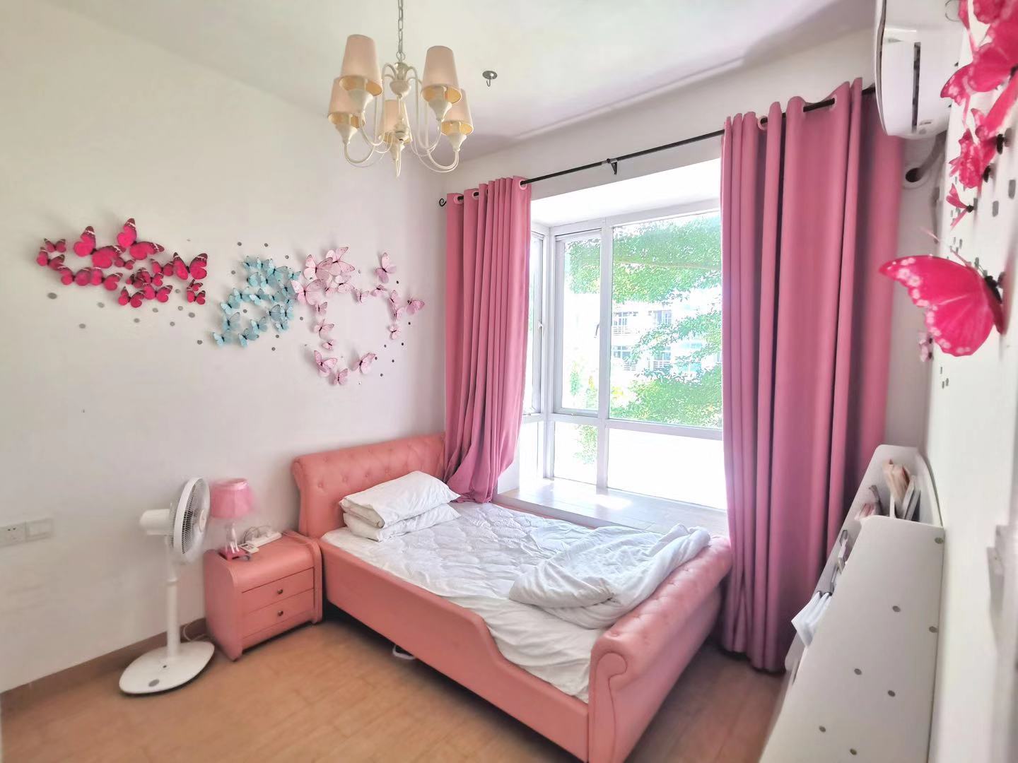 阳光经典 5室2厅3卫 880.0万 阳光经典 5室2厅3卫 880.0万室内图