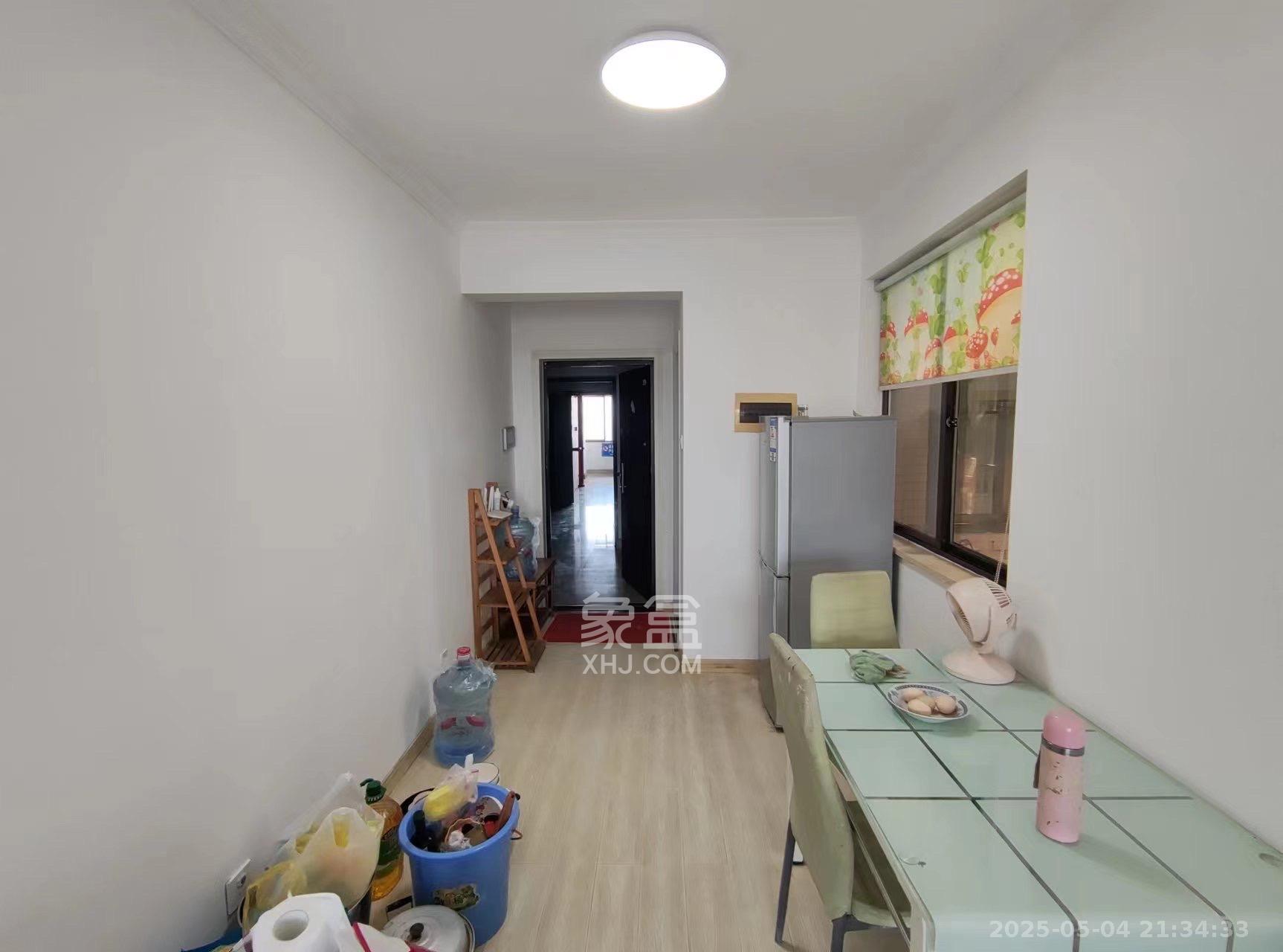 晨兴家园  2室2厅1卫   2600.00元/月室内图