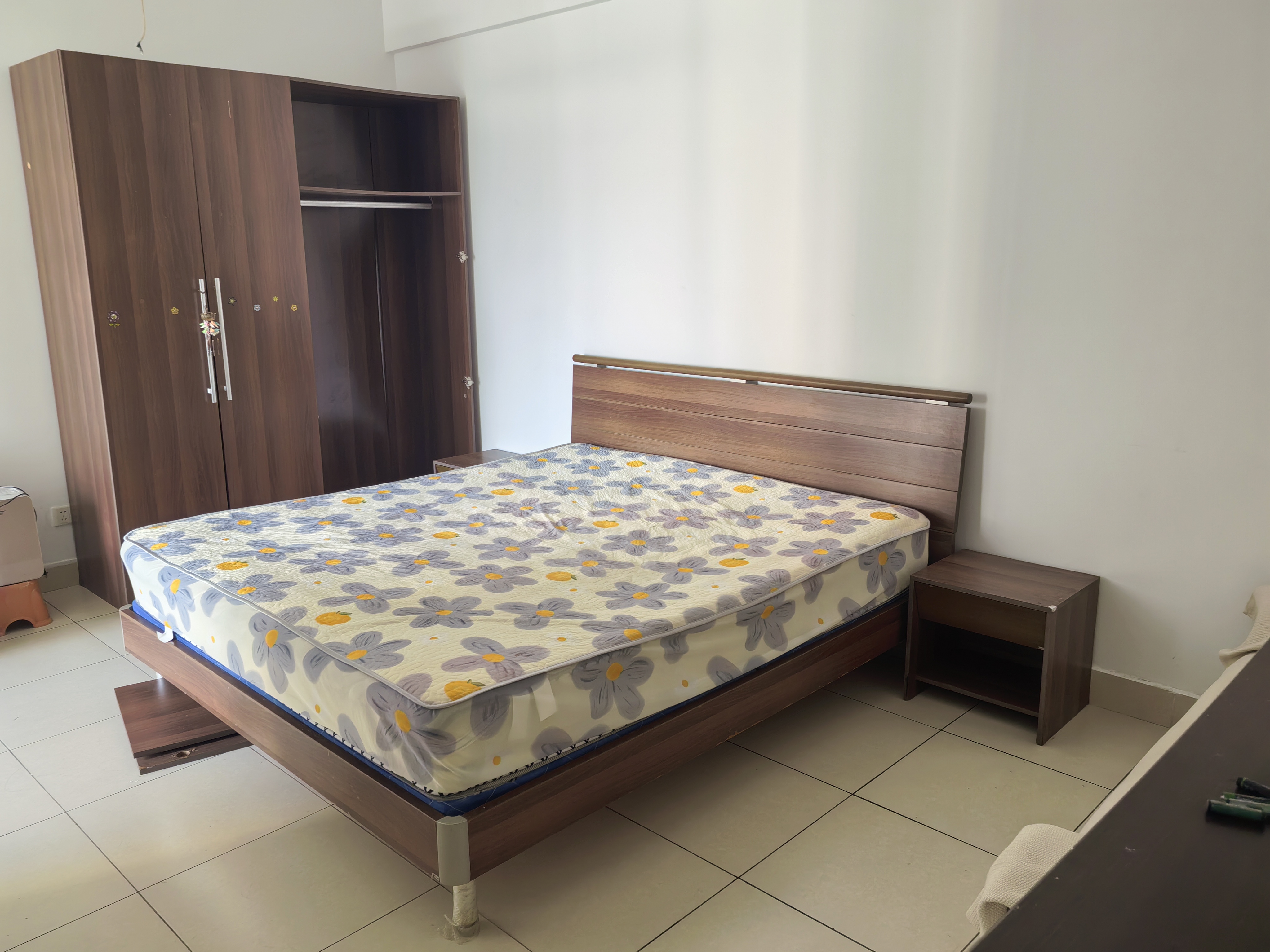 海韵裕都 1室0厅1卫 42.0万 海韵裕都 1室0厅1卫 42.0万客厅