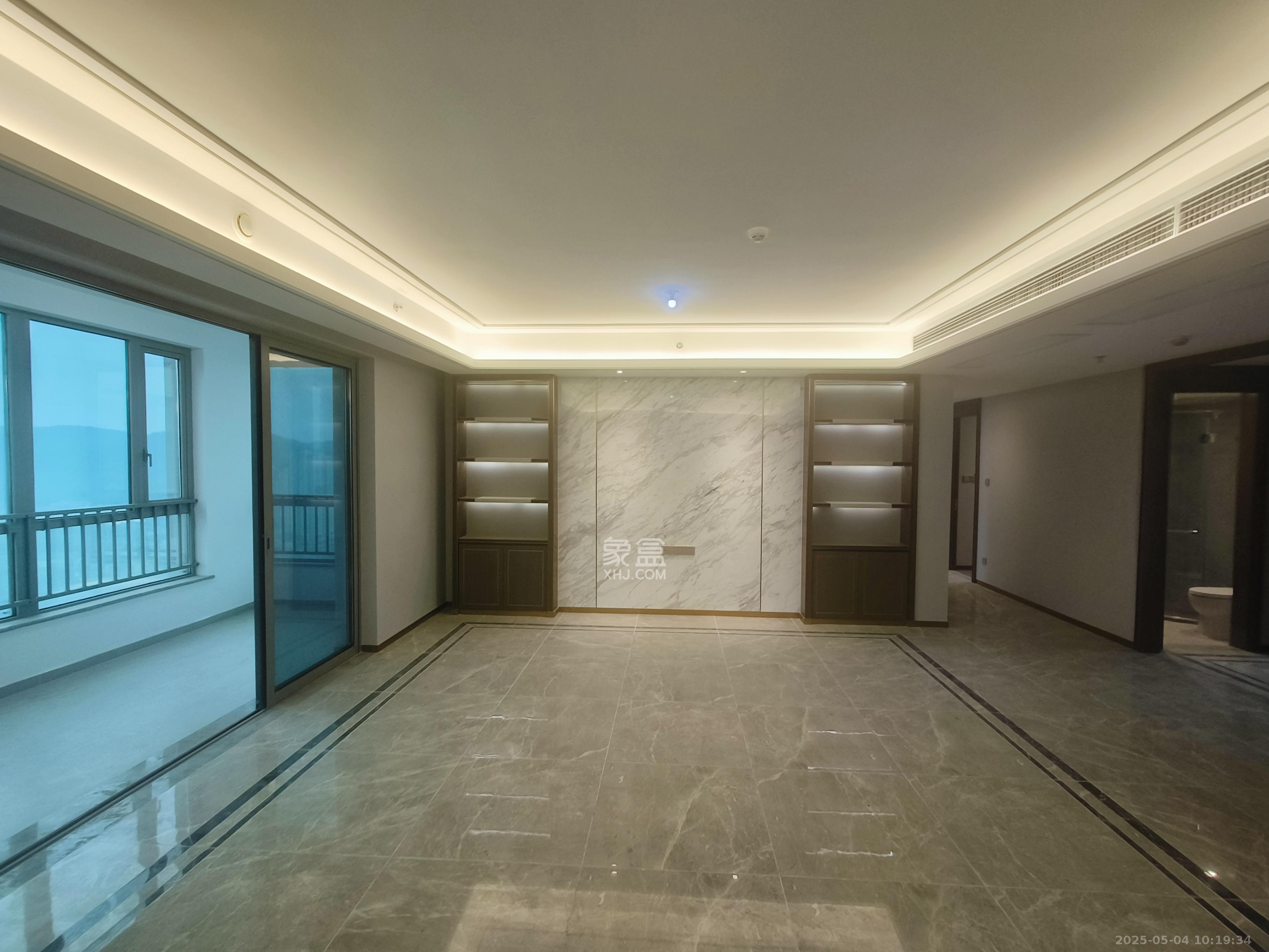 梅溪湖金茂湾 5室2厅3卫 9000.0元/月 梅溪湖金茂湾 5室2厅3卫 9000.0元/月室内图