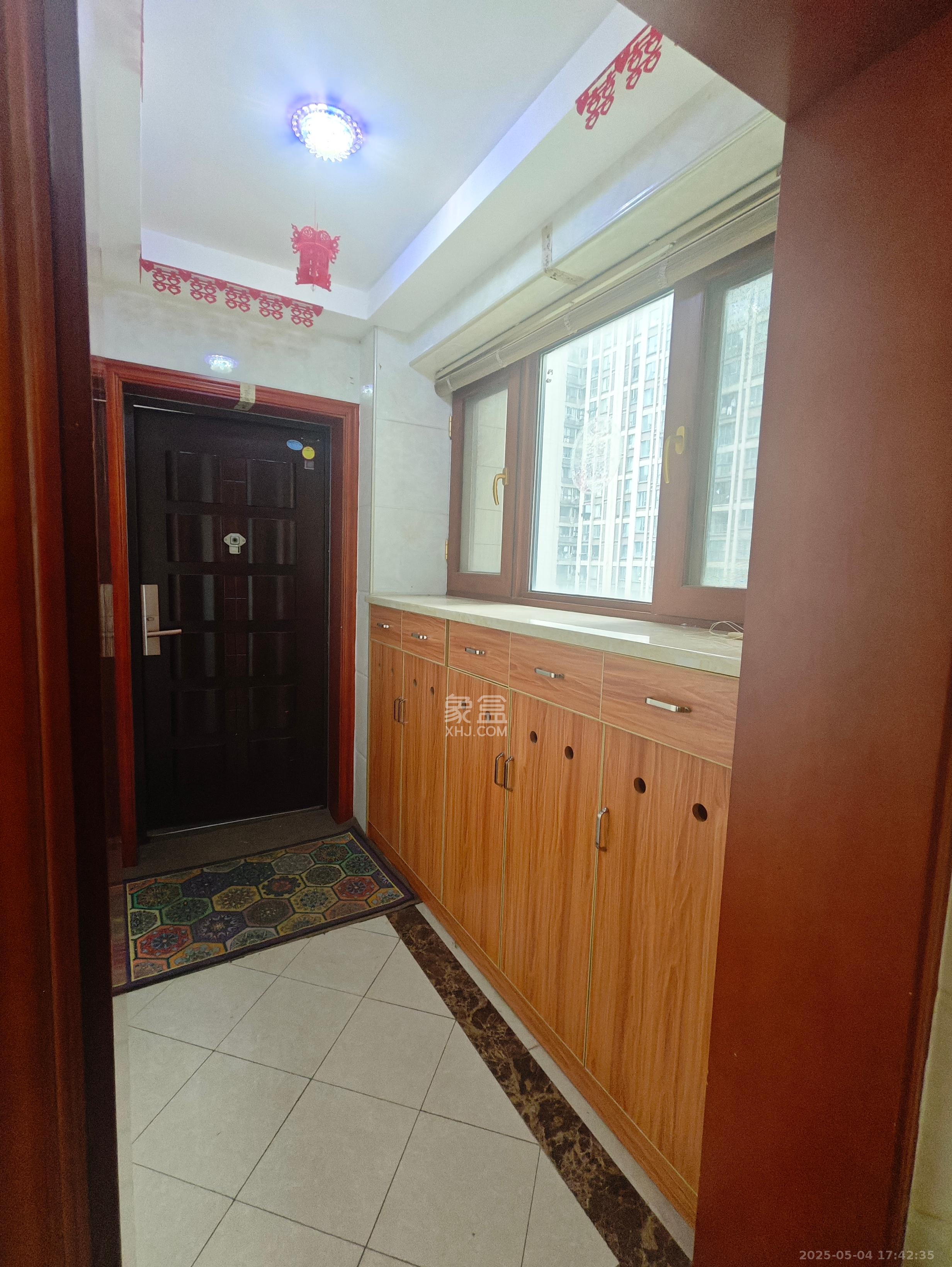 嘉宇盛世华章 4室2厅2卫 3500.0元/月 嘉宇盛世华章 4室2厅2卫 3500.0元/月室内图