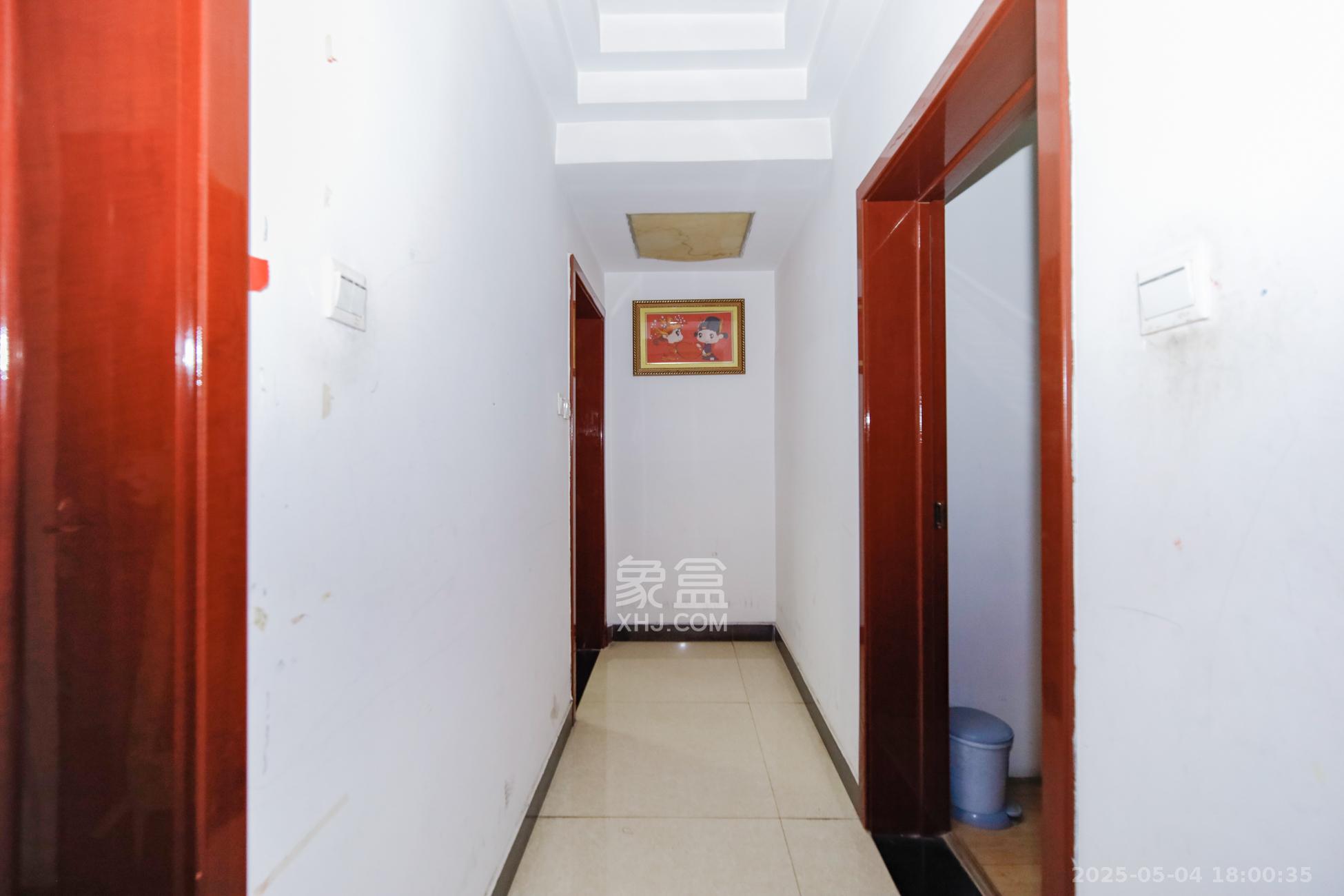 湘翰御舍  3室2厅2卫    93.0万其他