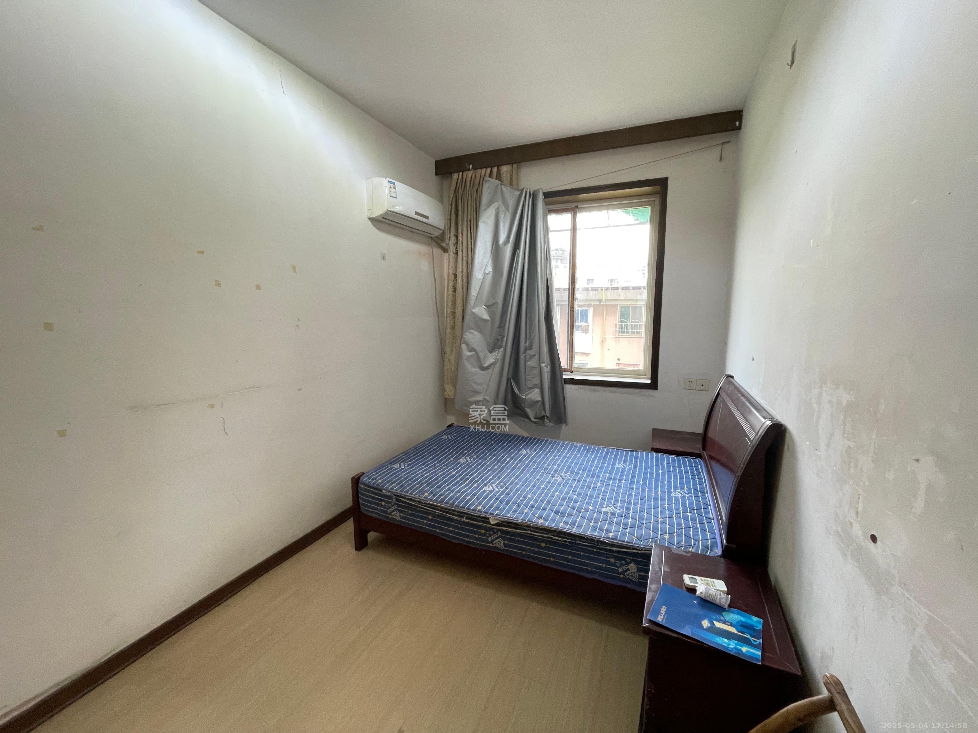 桂花二村  2室1厅1卫   1300.00元/月室内图