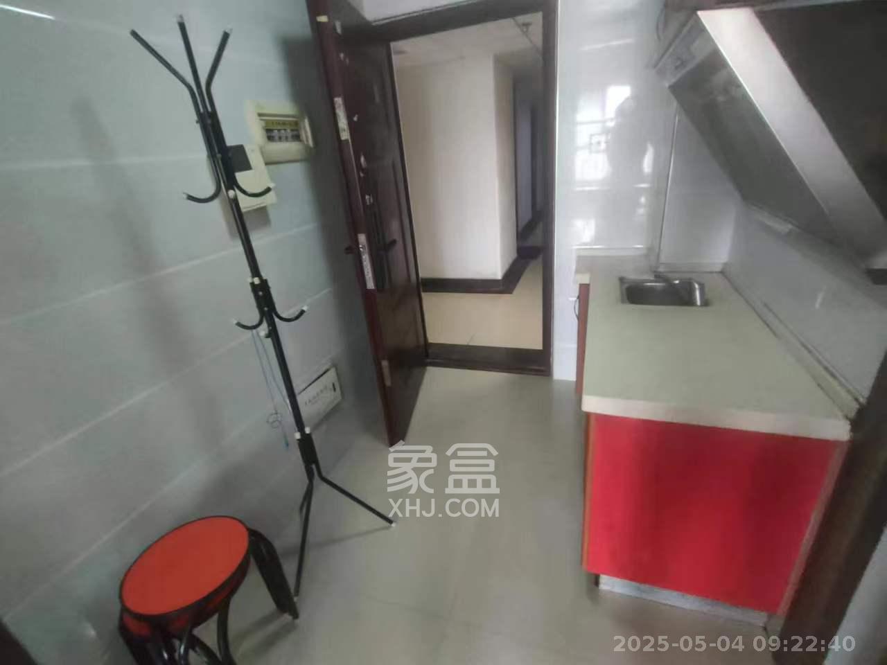 东宸19公馆  1室1厅1卫   1900.00元/月室内图