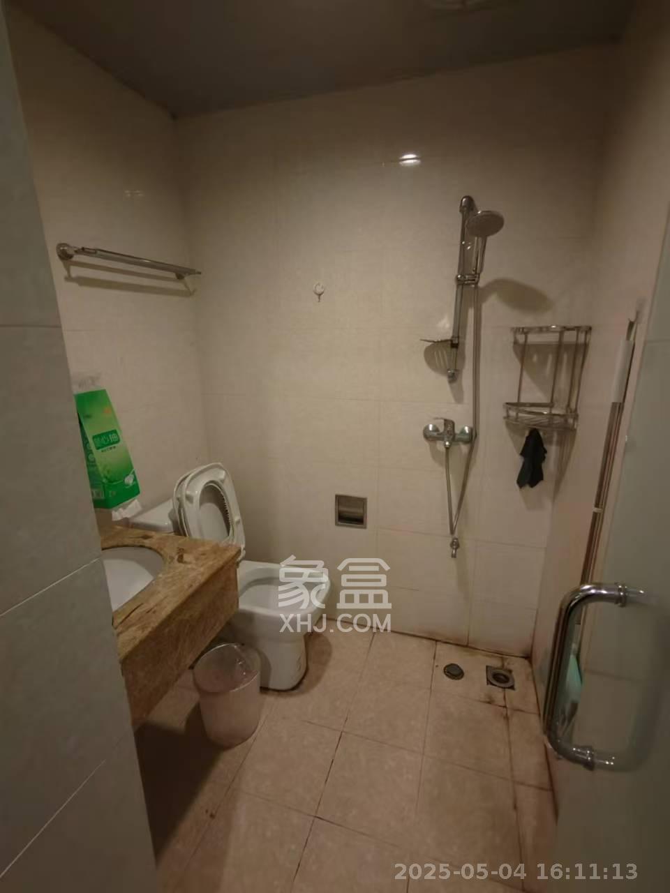 泉昇同福大厦  1室1厅1卫   1600.00元/月室内图