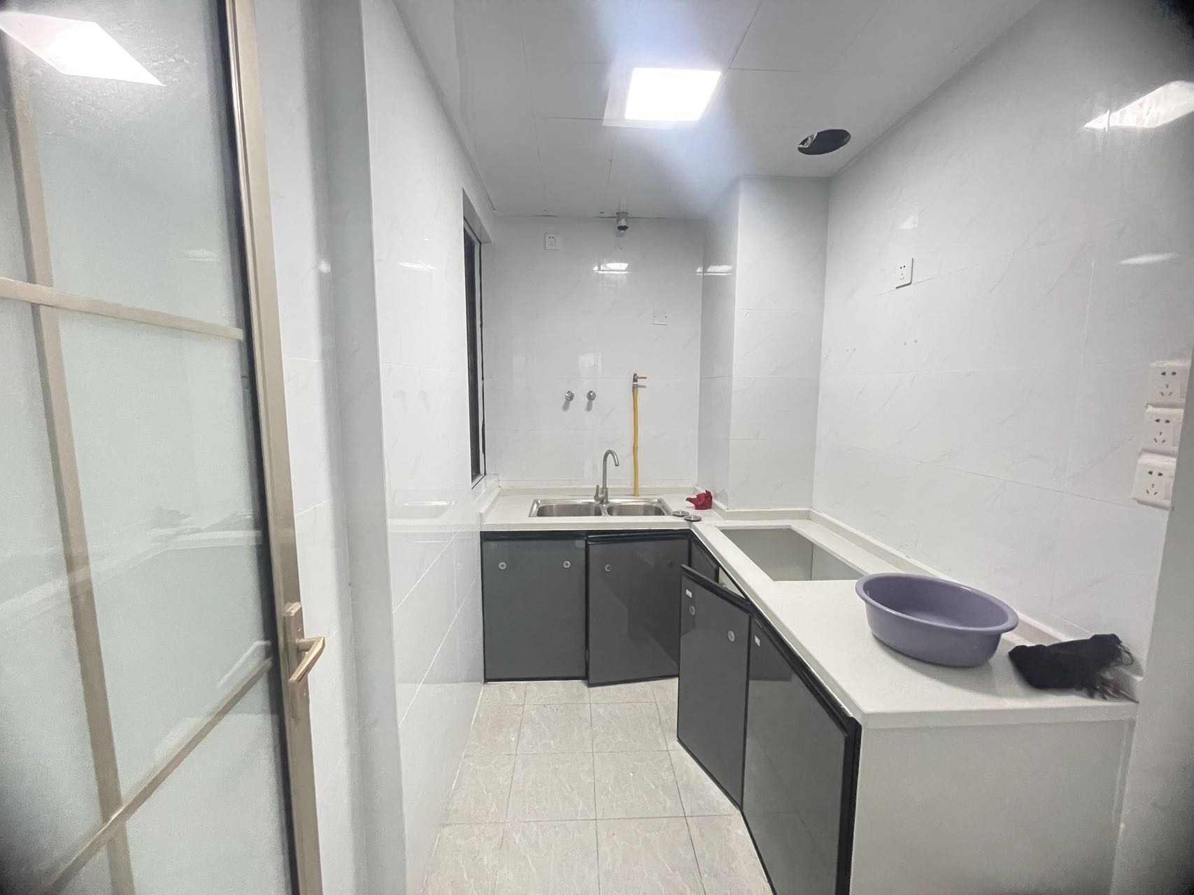 坡博家园五区  2室2厅1卫    90.0万 坡博家园五区  2室2厅1卫    90.0万客厅