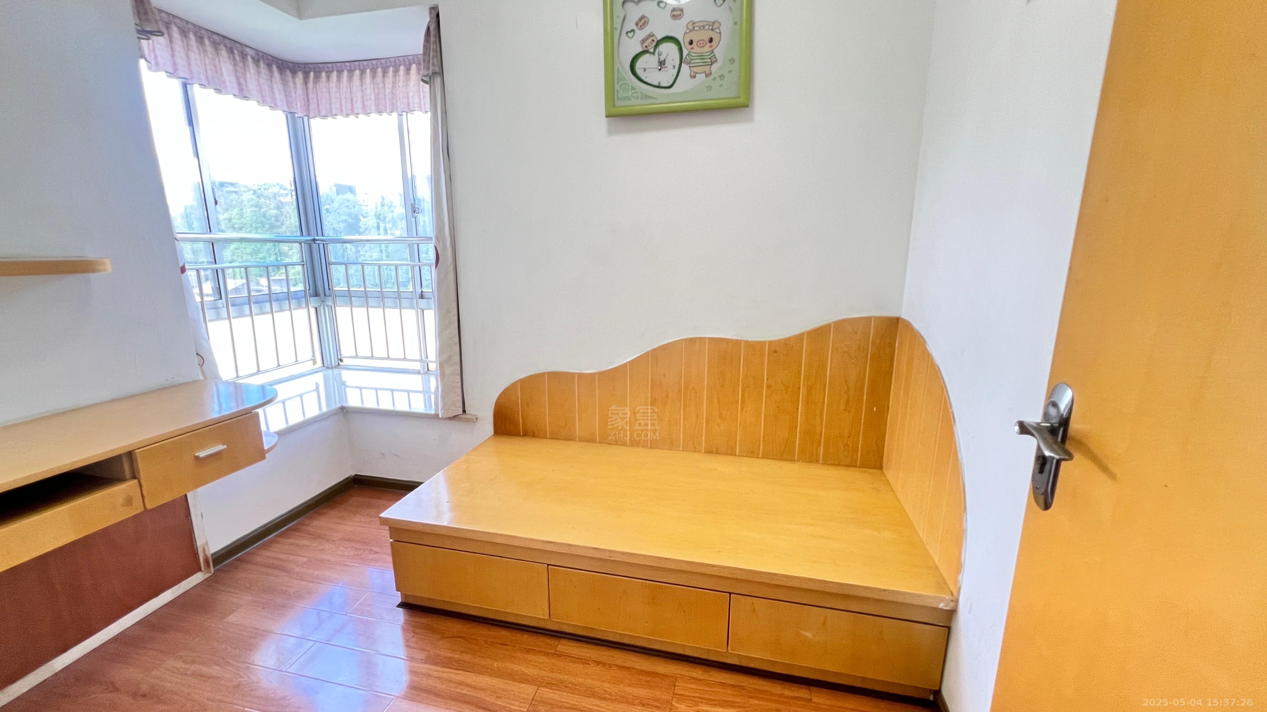 裕景龙苑 3室2厅1卫 1100.0元/月 裕景龙苑 3室2厅1卫 1100.0元/月室内图