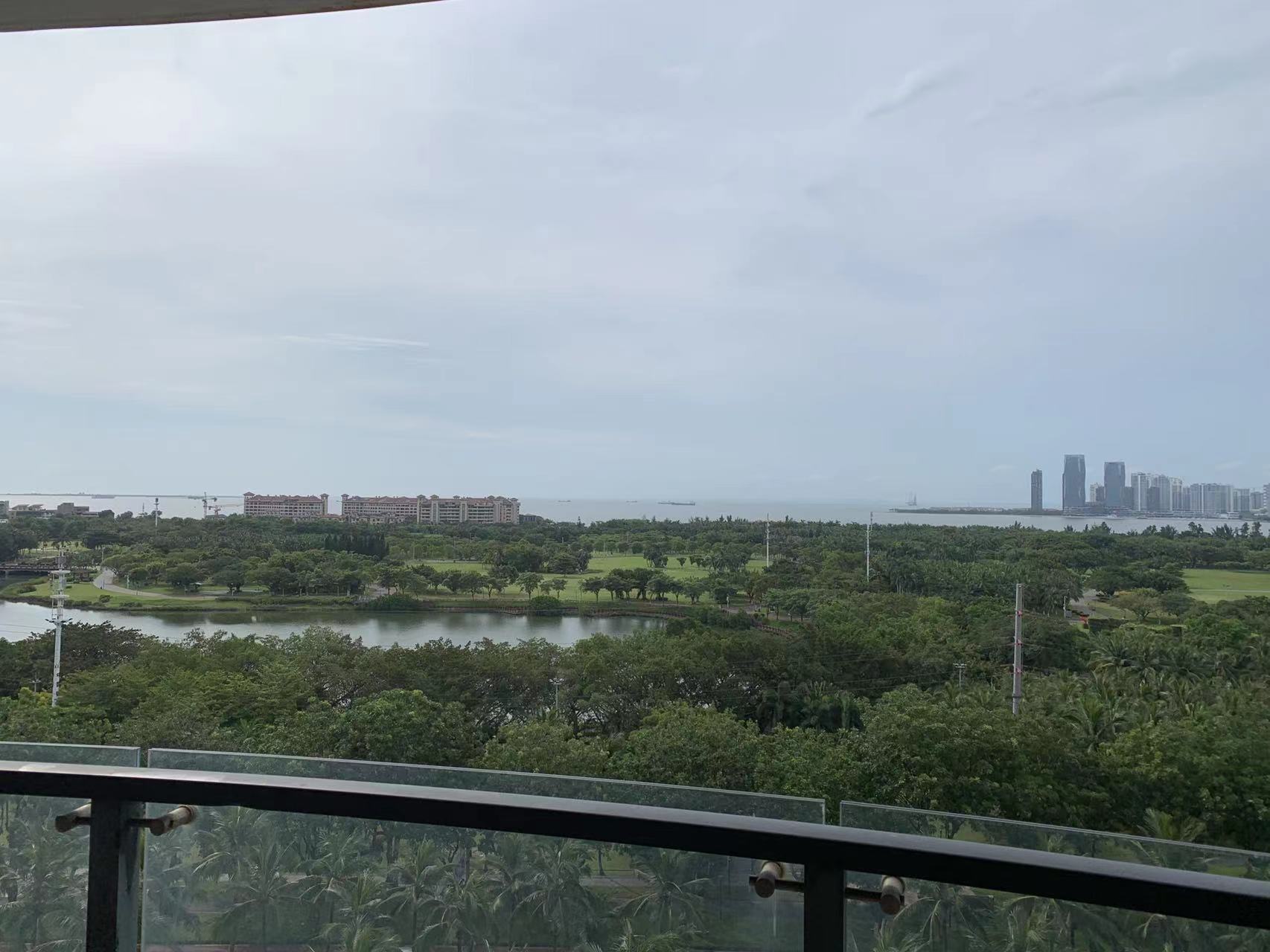 宝华海景  3室2厅2卫    288.0万 宝华海景  3室2厅2卫    288.0万室内图