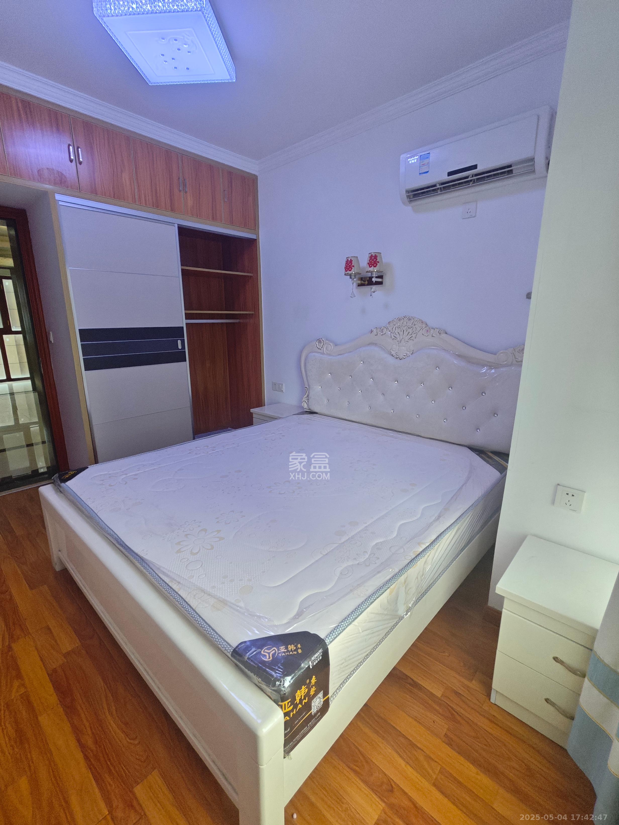 嘉宇盛世华章 4室2厅2卫 3500.0元/月 嘉宇盛世华章 4室2厅2卫 3500.0元/月室内图