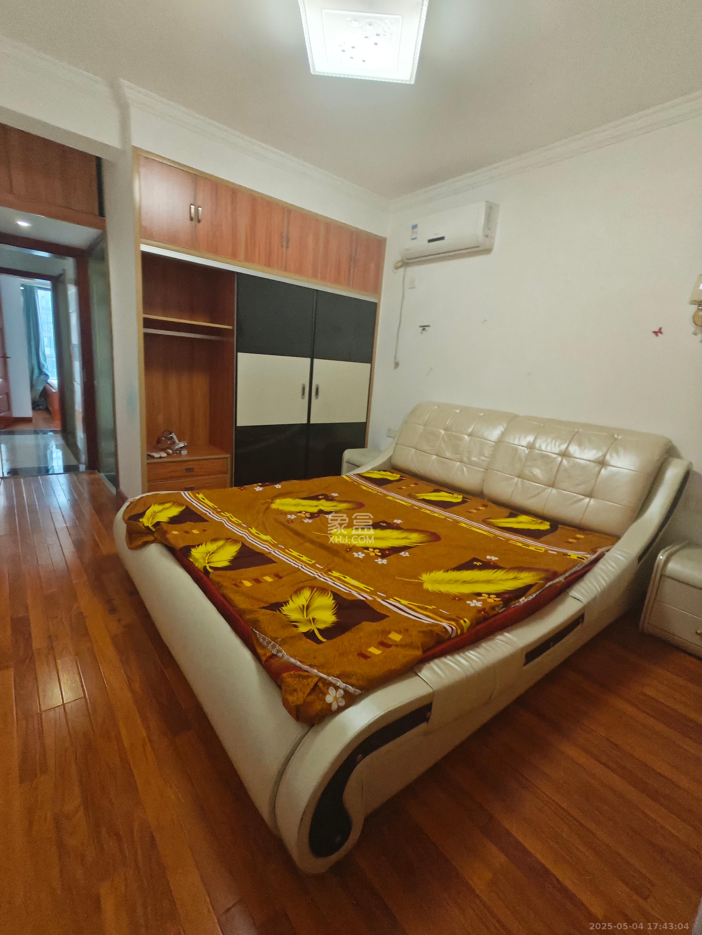 嘉宇盛世华章 4室2厅2卫 3500.0元/月 嘉宇盛世华章 4室2厅2卫 3500.0元/月室内图