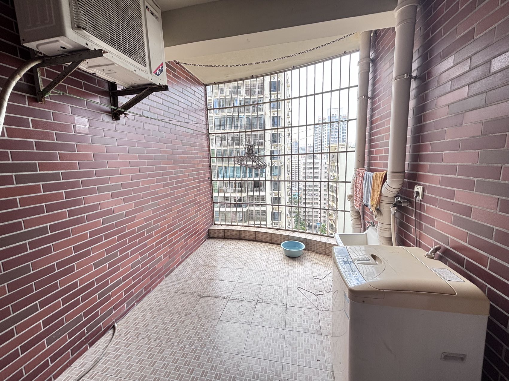 四季华庭龙城 2室2厅1卫 117.0万 四季华庭龙城 2室2厅1卫 117.0万室内图