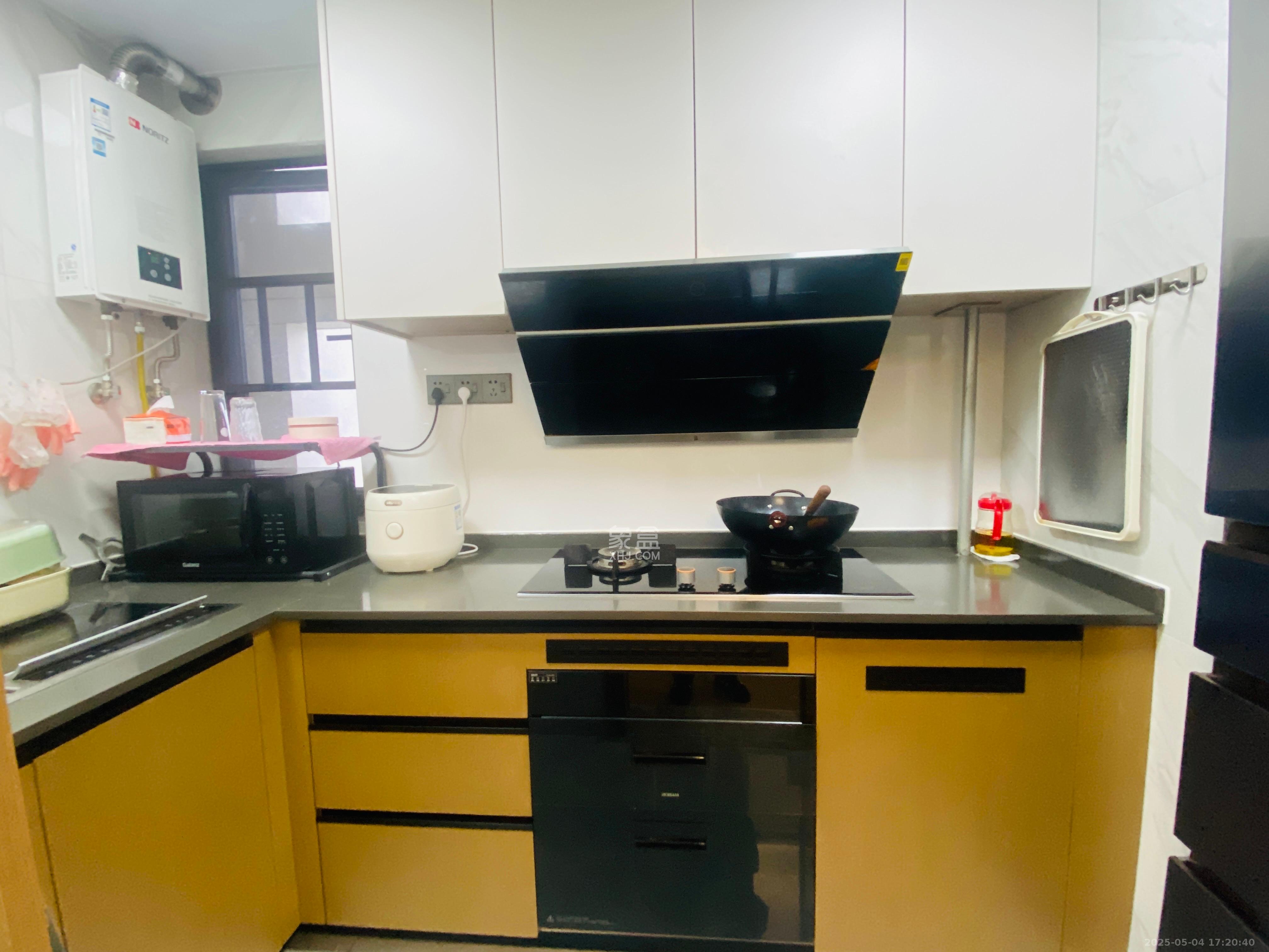 万科里金域国际  3室1厅2卫    6000.0元/月 万科里金域国际  3室1厅2卫    6000.0元/月室内图