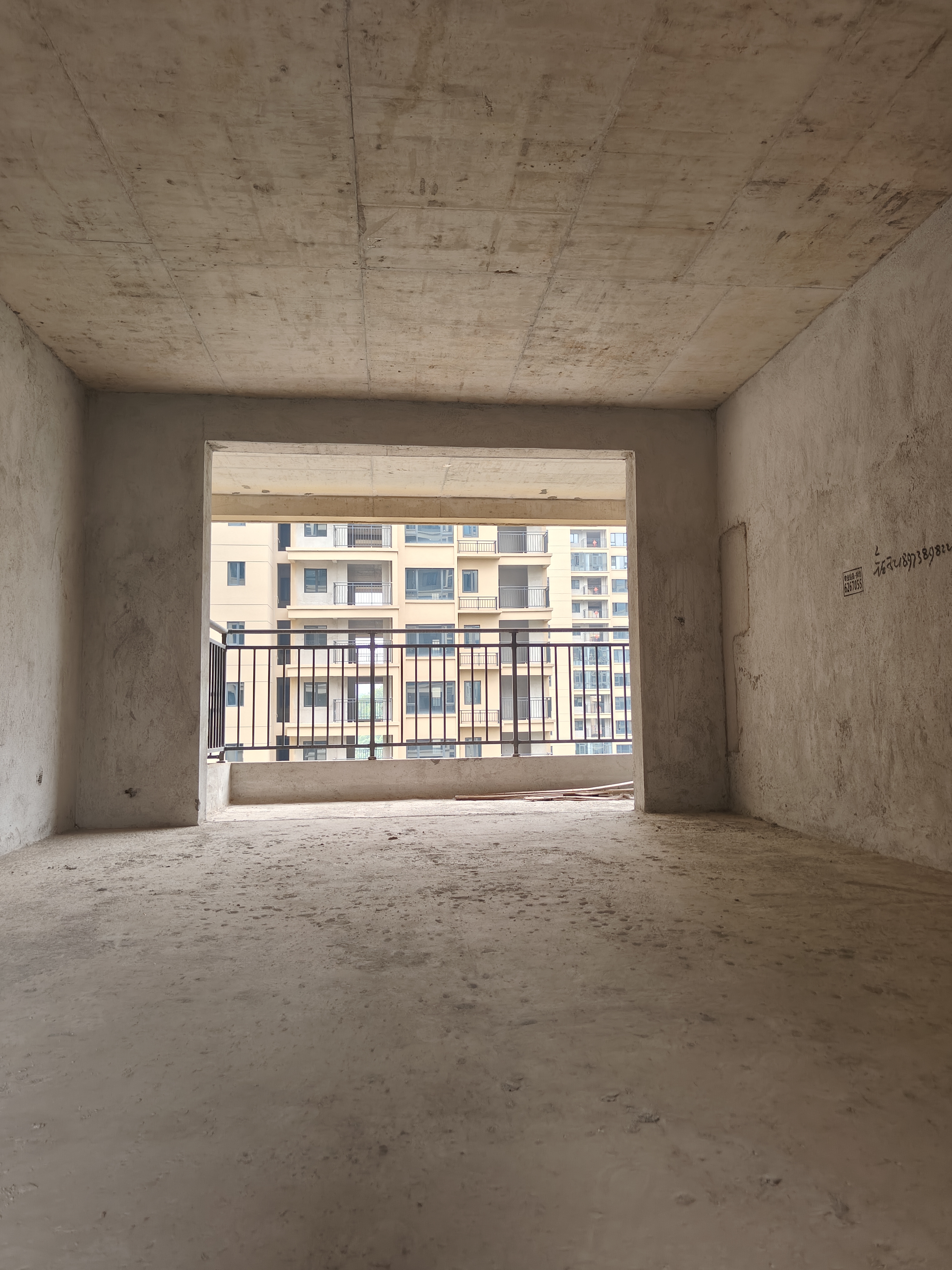 徐福桃花源 4室2厅2卫 85.8万 徐福桃花源 4室2厅2卫 85.8万客厅