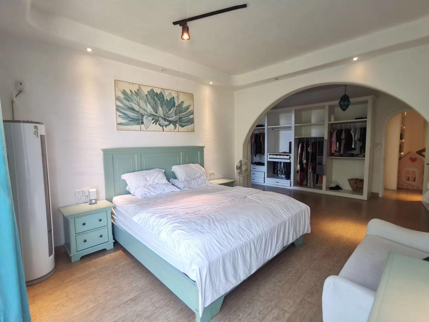 阳光经典 5室2厅3卫 880.0万 阳光经典 5室2厅3卫 880.0万室内图