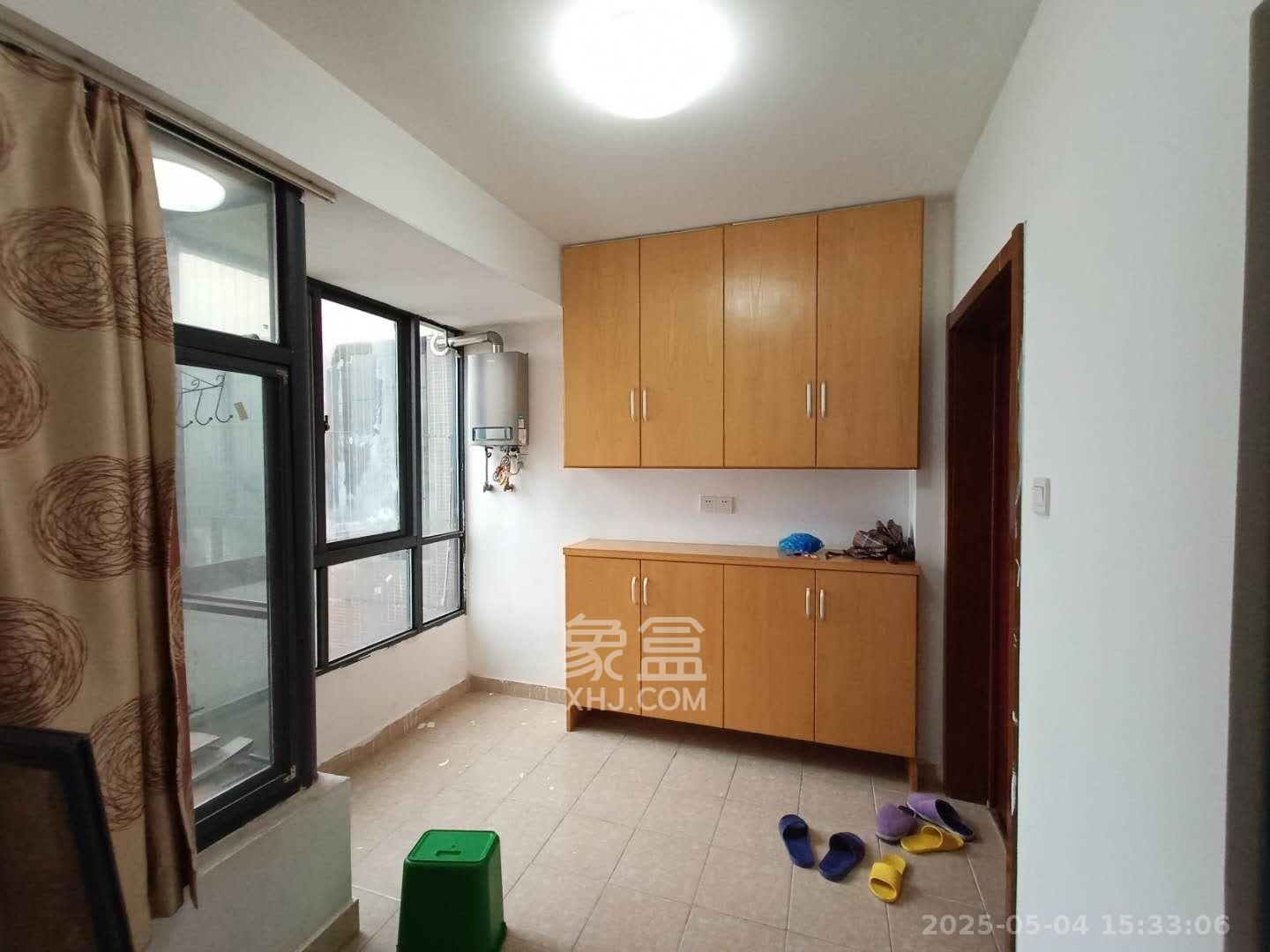 长房时代城 3室2厅1卫 2500.0元/月 长房时代城 3室2厅1卫 2500.0元/月室内图