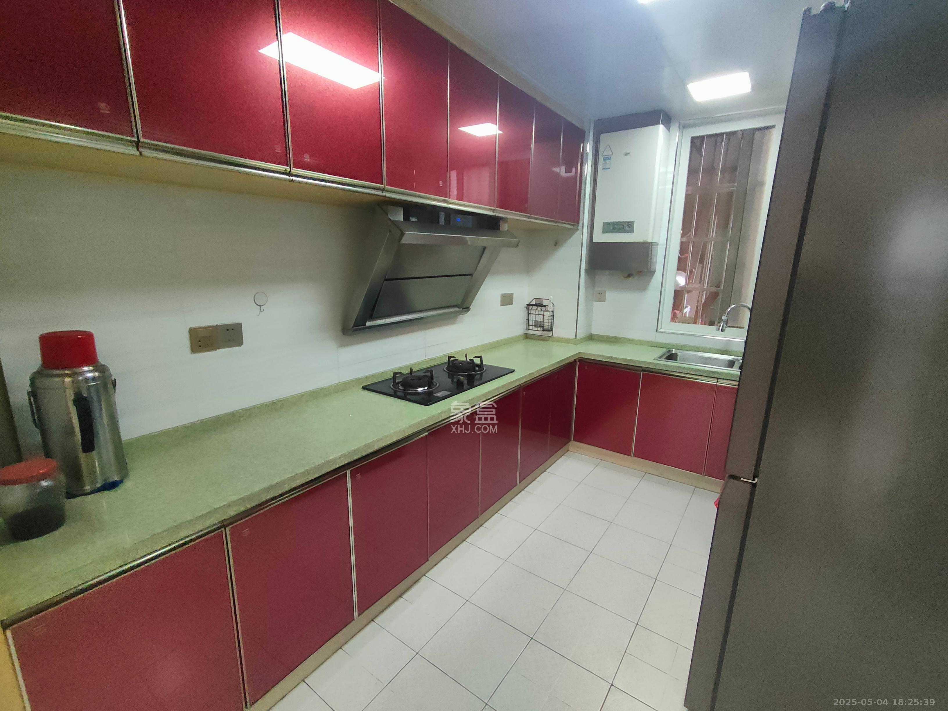 和沁园 4室2厅2卫 2600.0元/月 和沁园 4室2厅2卫 2600.0元/月室内图