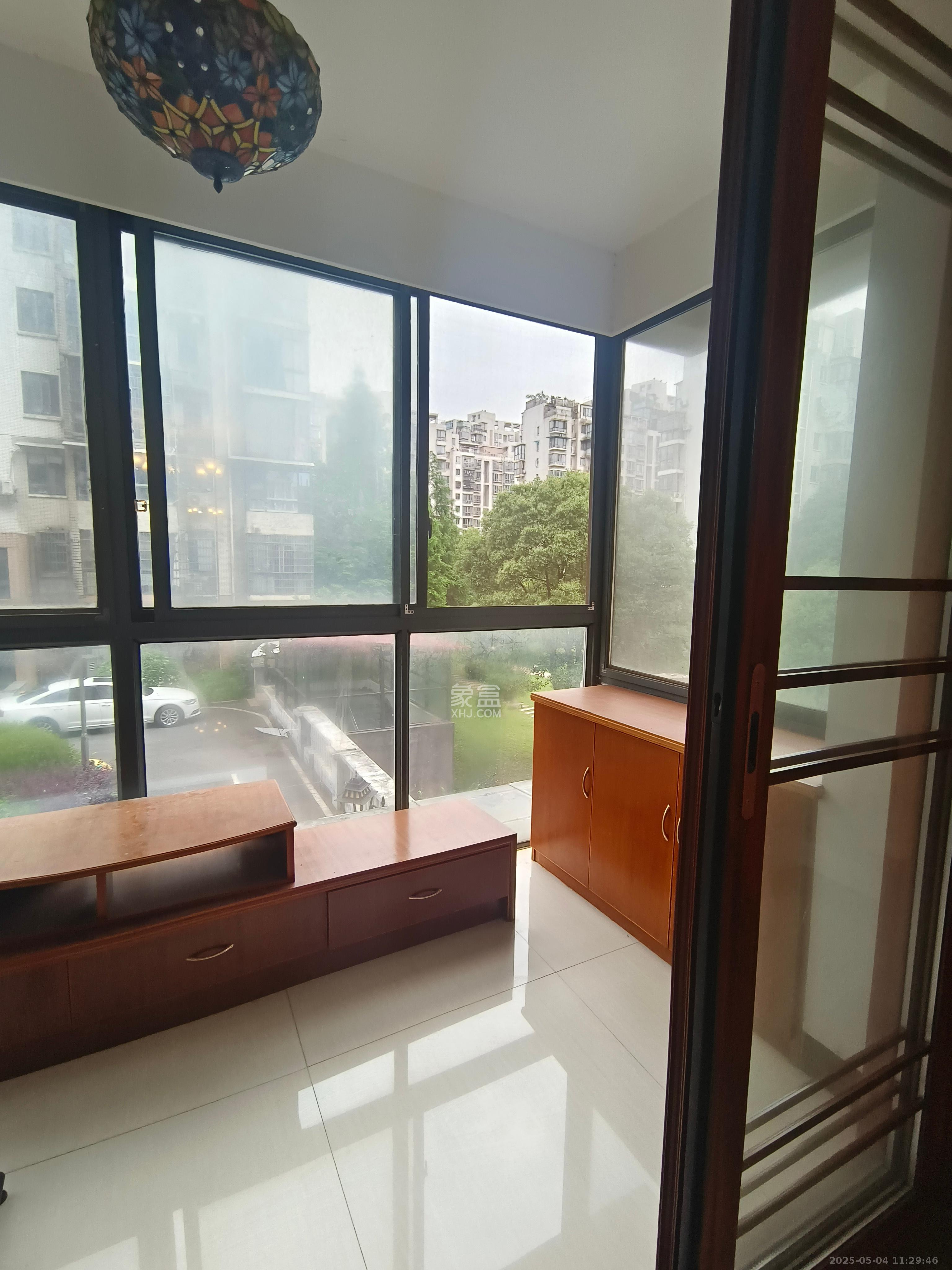 山语城一期 2室2厅2卫 2000.0元/月 山语城一期 2室2厅2卫 2000.0元/月室内图