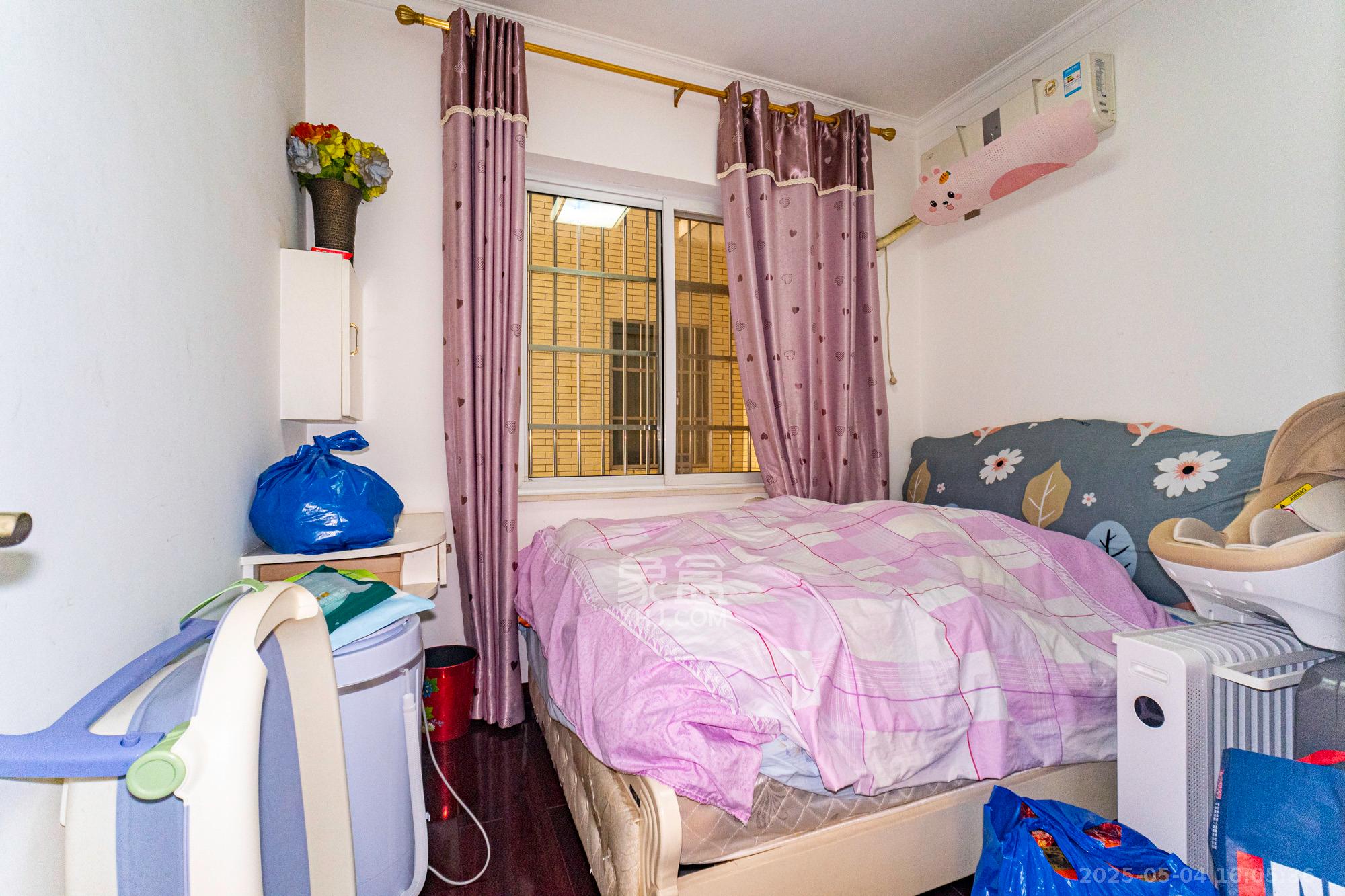 楚天世纪城东苑  3室2厅1卫    68.0万 楚天世纪城东苑  3室2厅1卫    68.0万卧室