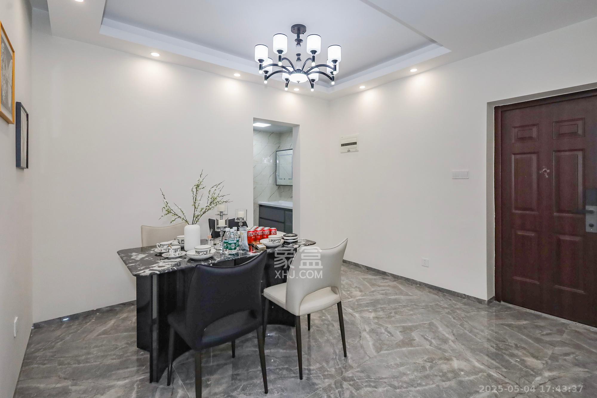 八方小区B区  3室2厅2卫    375.0万 八方小区B区  3室2厅2卫    375.0万其他