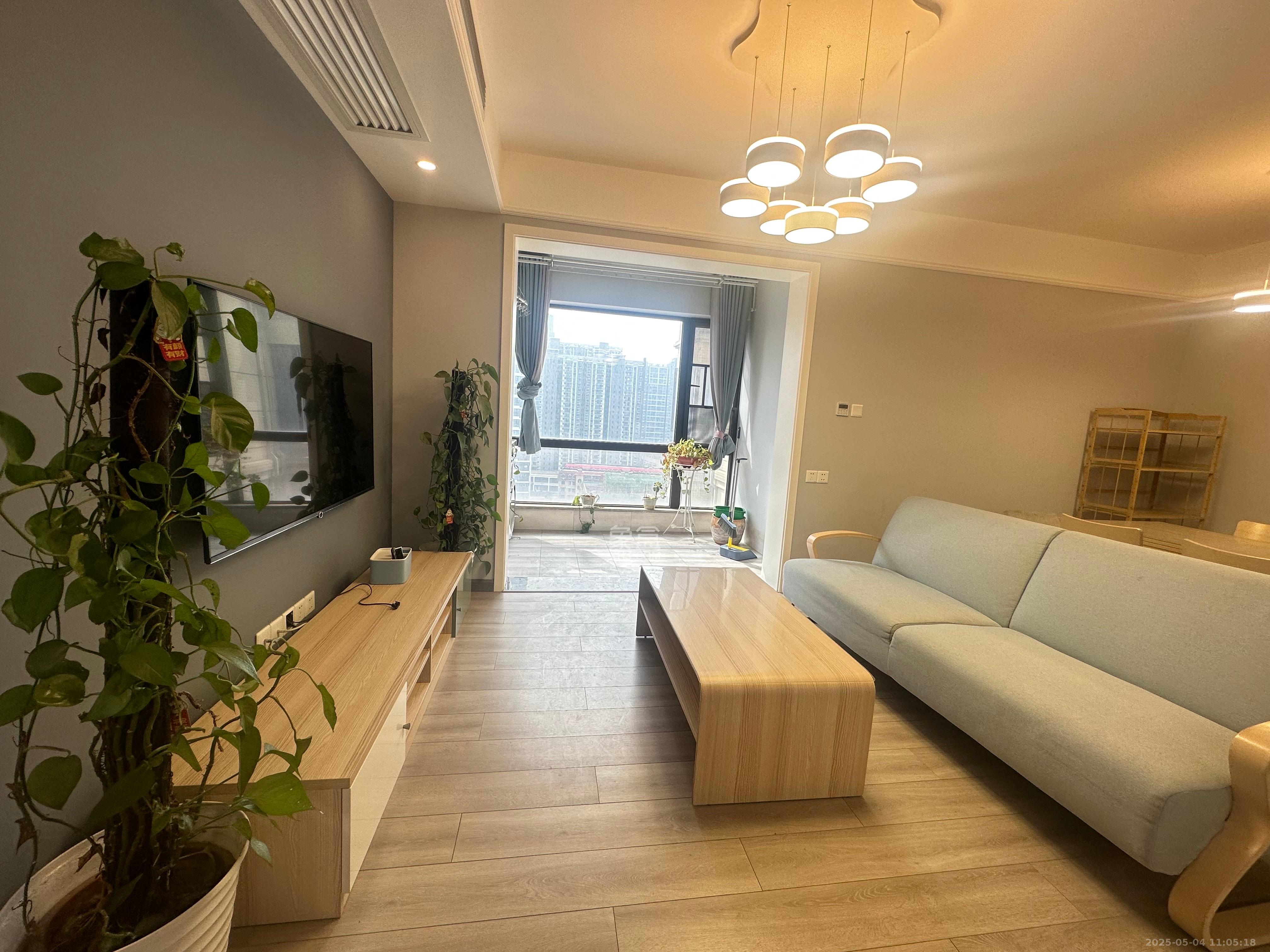 保利西海岸B区  3室2厅1卫   3800.00元/月室内图