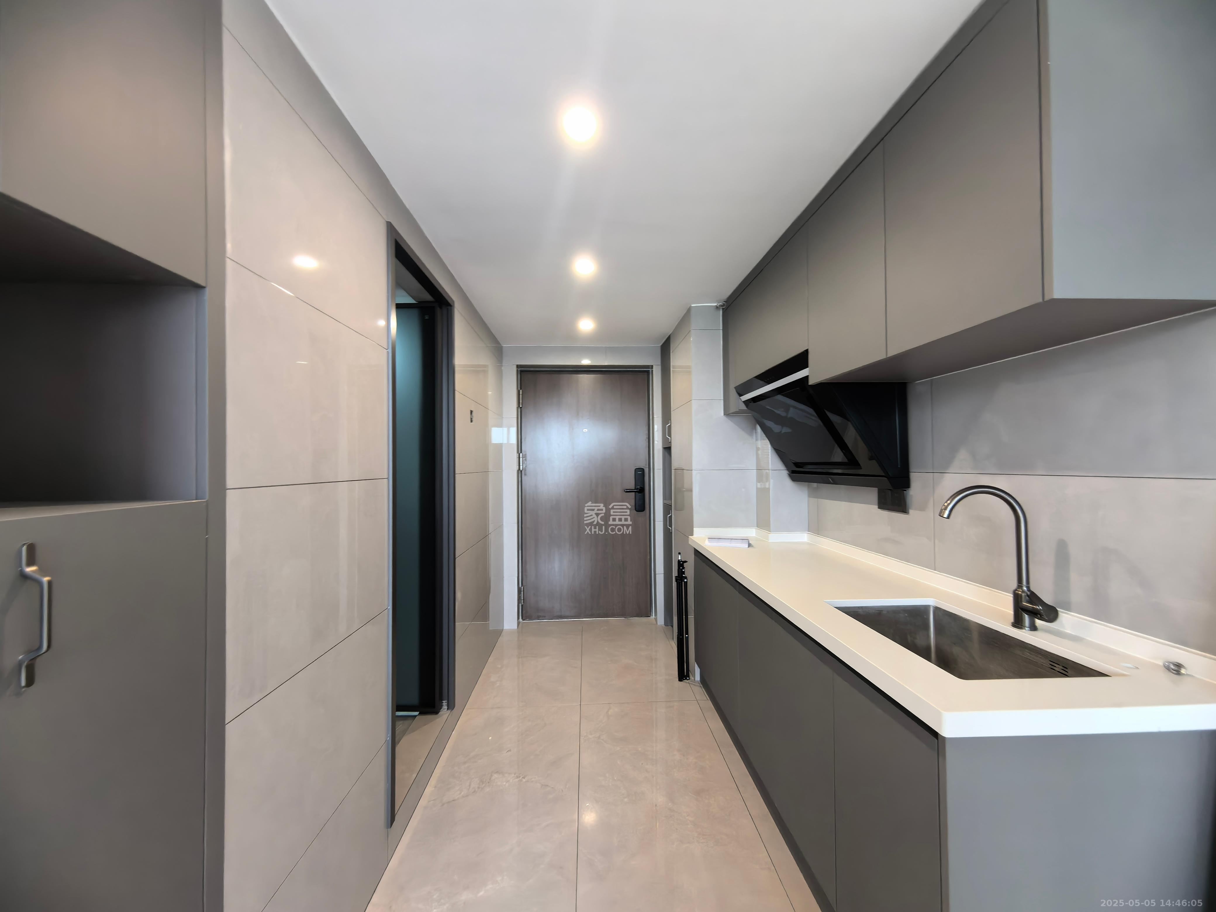 万科紫台  2室1厅1卫    2400.0元/月 万科紫台  2室1厅1卫    2400.0元/月室内图