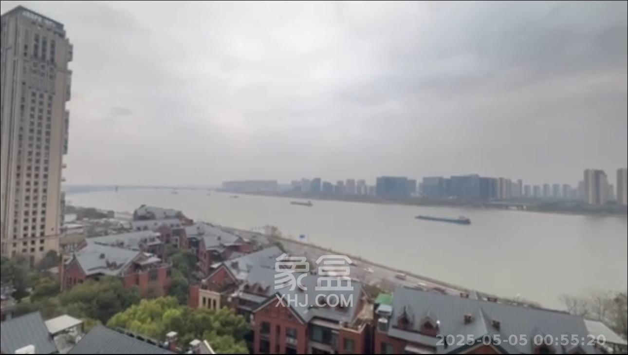 万科紫台  3室2厅2卫   5800.00元/月