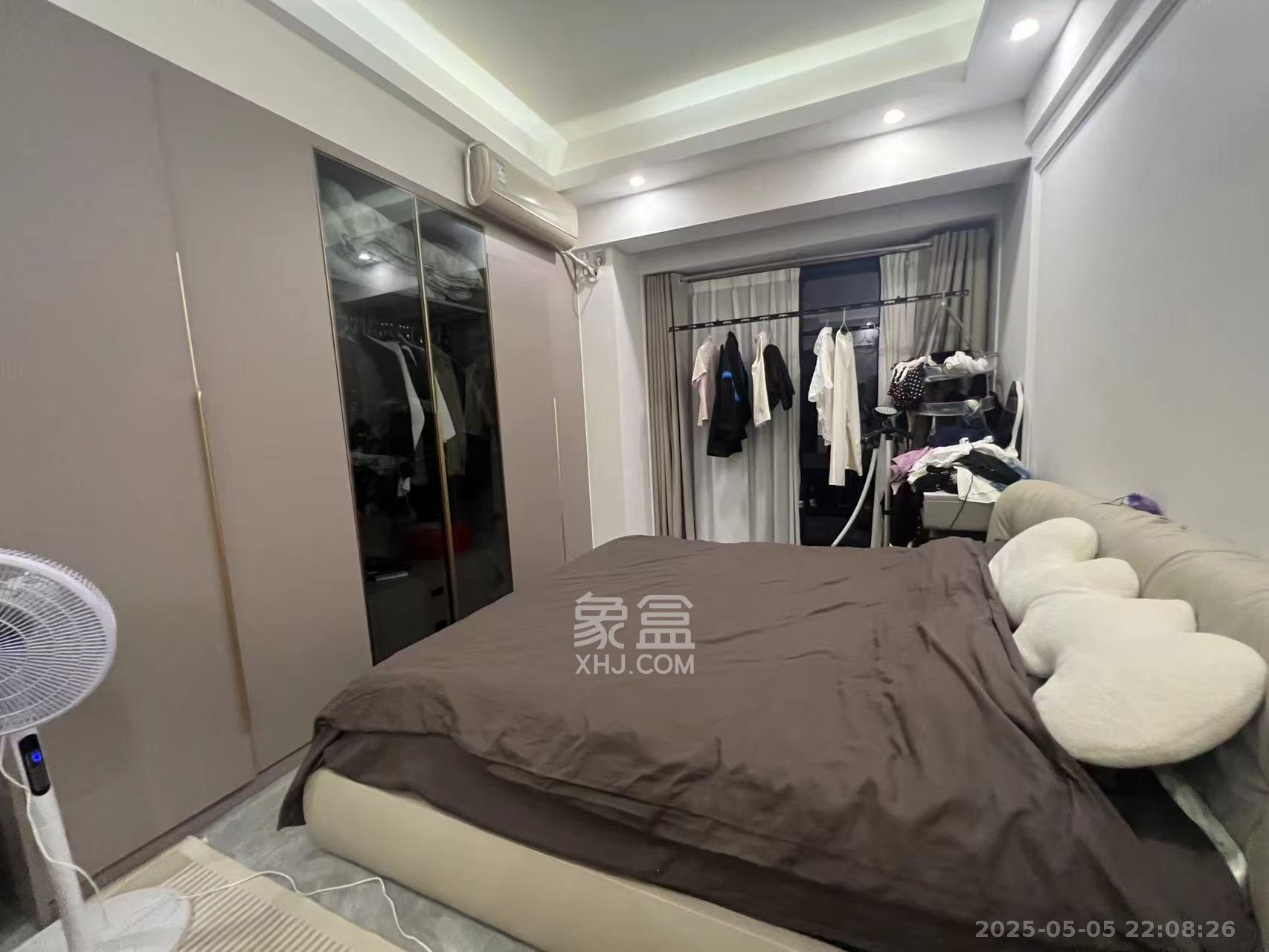 万润时光里  1室0厅0卫   2000.00元/月室内图