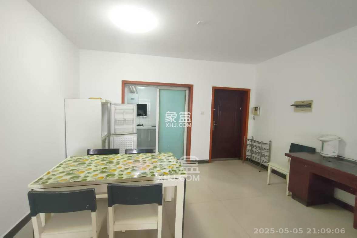 东门尚苑  3室2厅2卫    1700.0元/月 东门尚苑  3室2厅2卫    1700.0元/月室内图