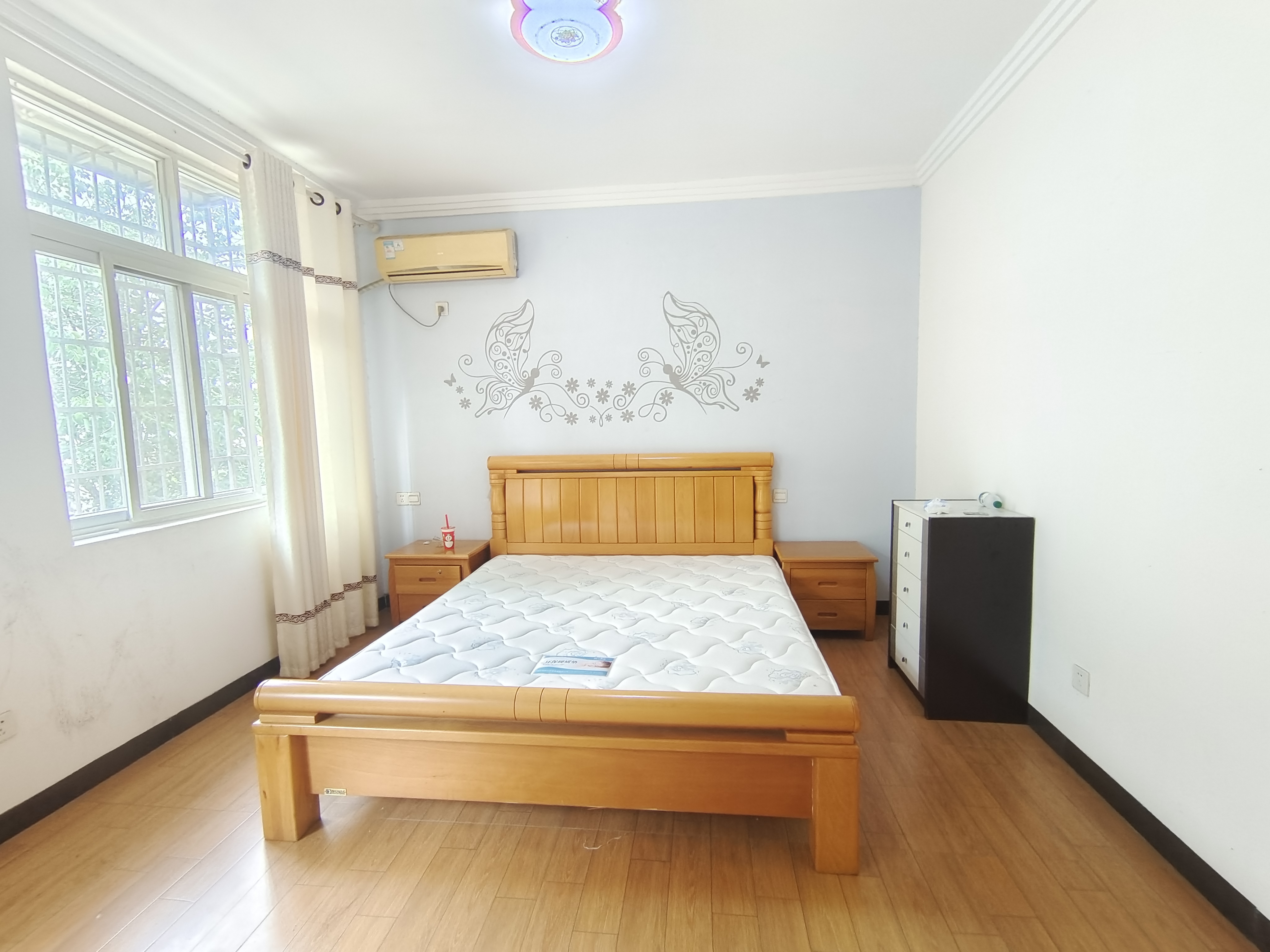 益华小区 3室2厅1卫 38.0万 益华小区 3室2厅1卫 38.0万室内图