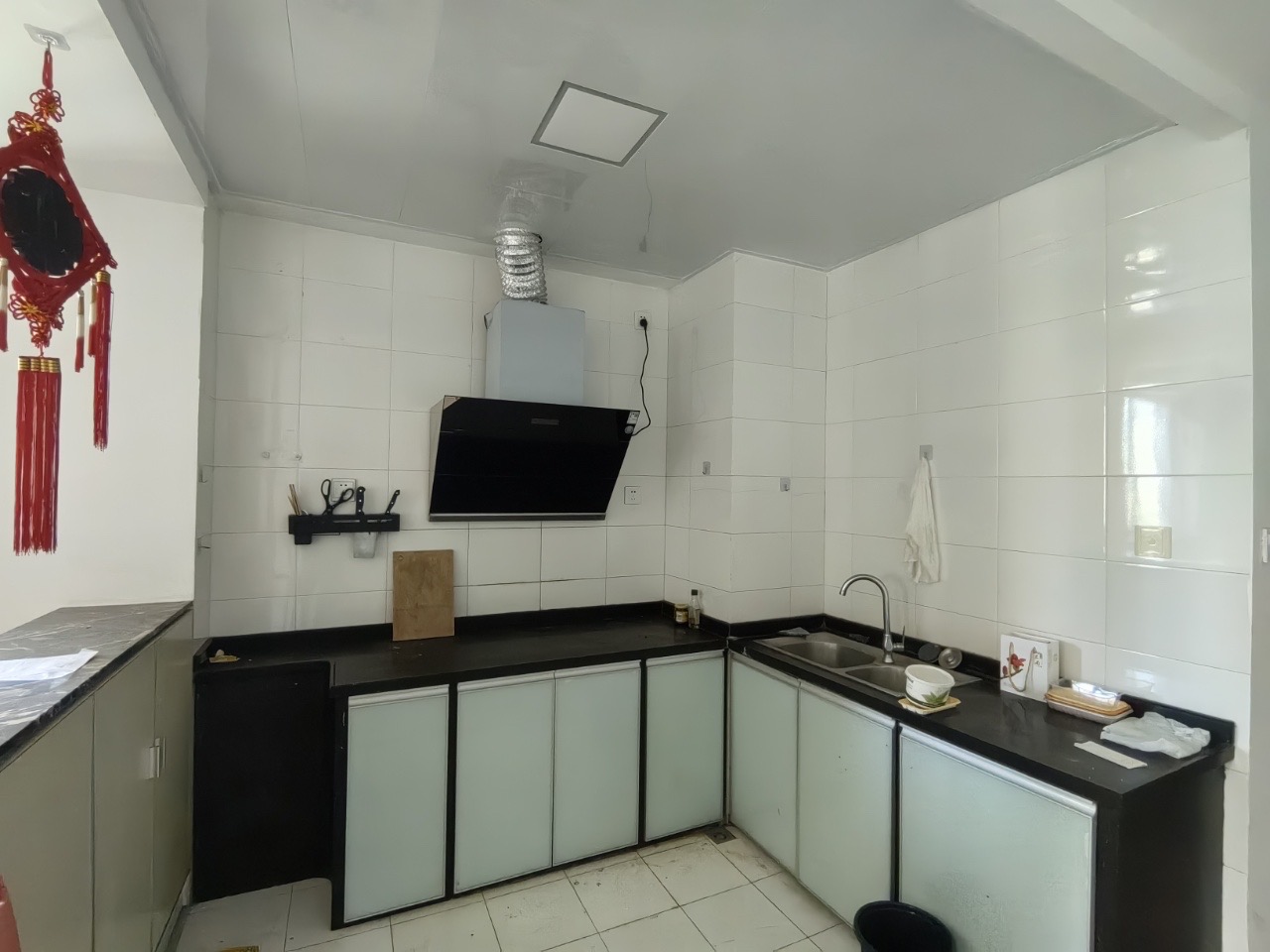 诚田大厦 2室1厅1卫 89.0万 诚田大厦 2室1厅1卫 89.0万客厅