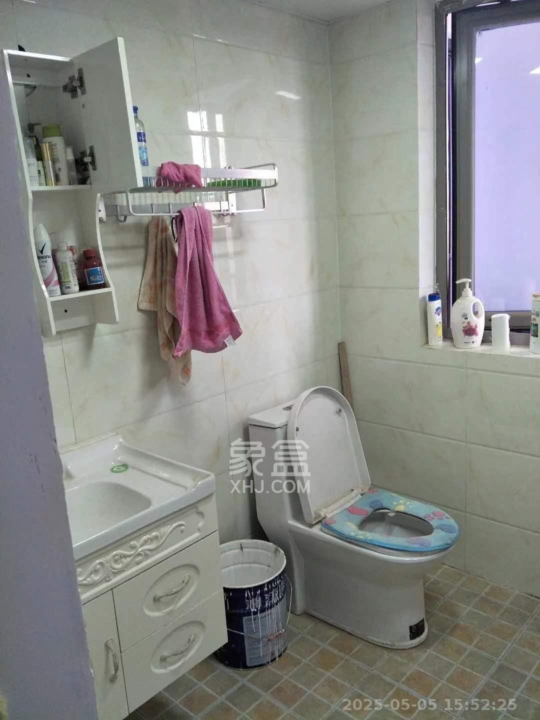 怡海星城 1室2厅1卫 2000.0元/月 怡海星城 1室2厅1卫 2000.0元/月室内图