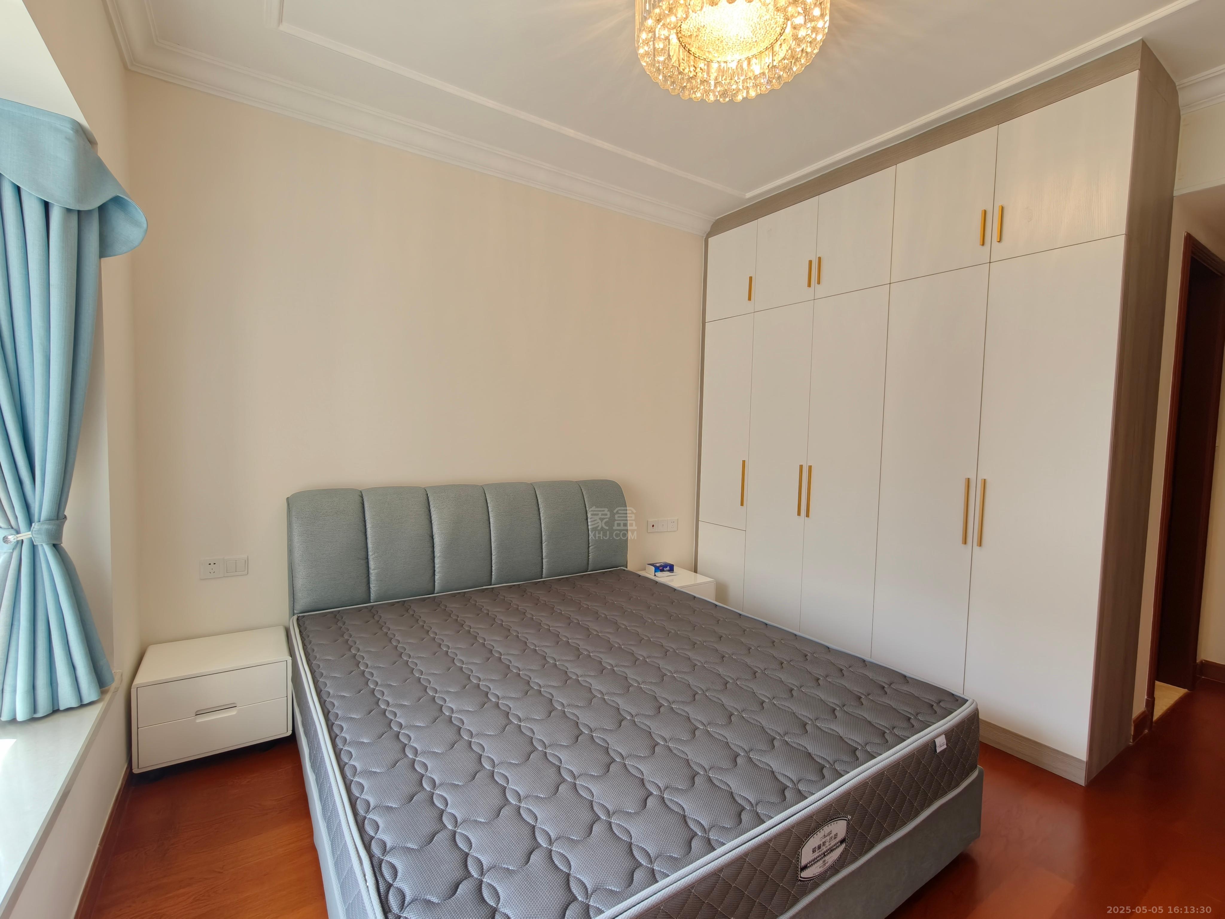 恒大华府 3室2厅2卫 2500.0元/月 恒大华府 3室2厅2卫 2500.0元/月室内图