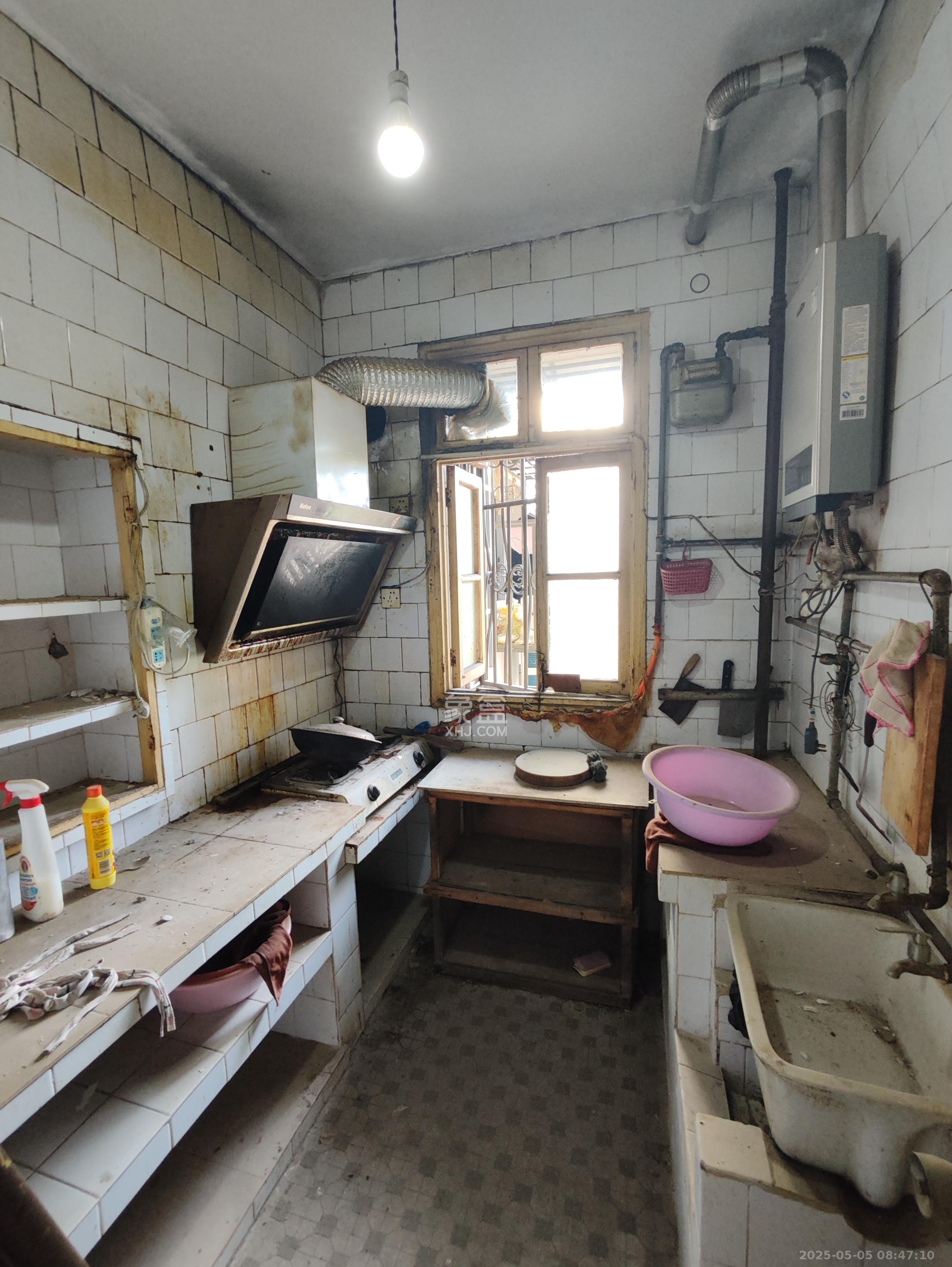 省建苑小区 3室1厅1卫 1400.0元/月 省建苑小区 3室1厅1卫 1400.0元/月室内图