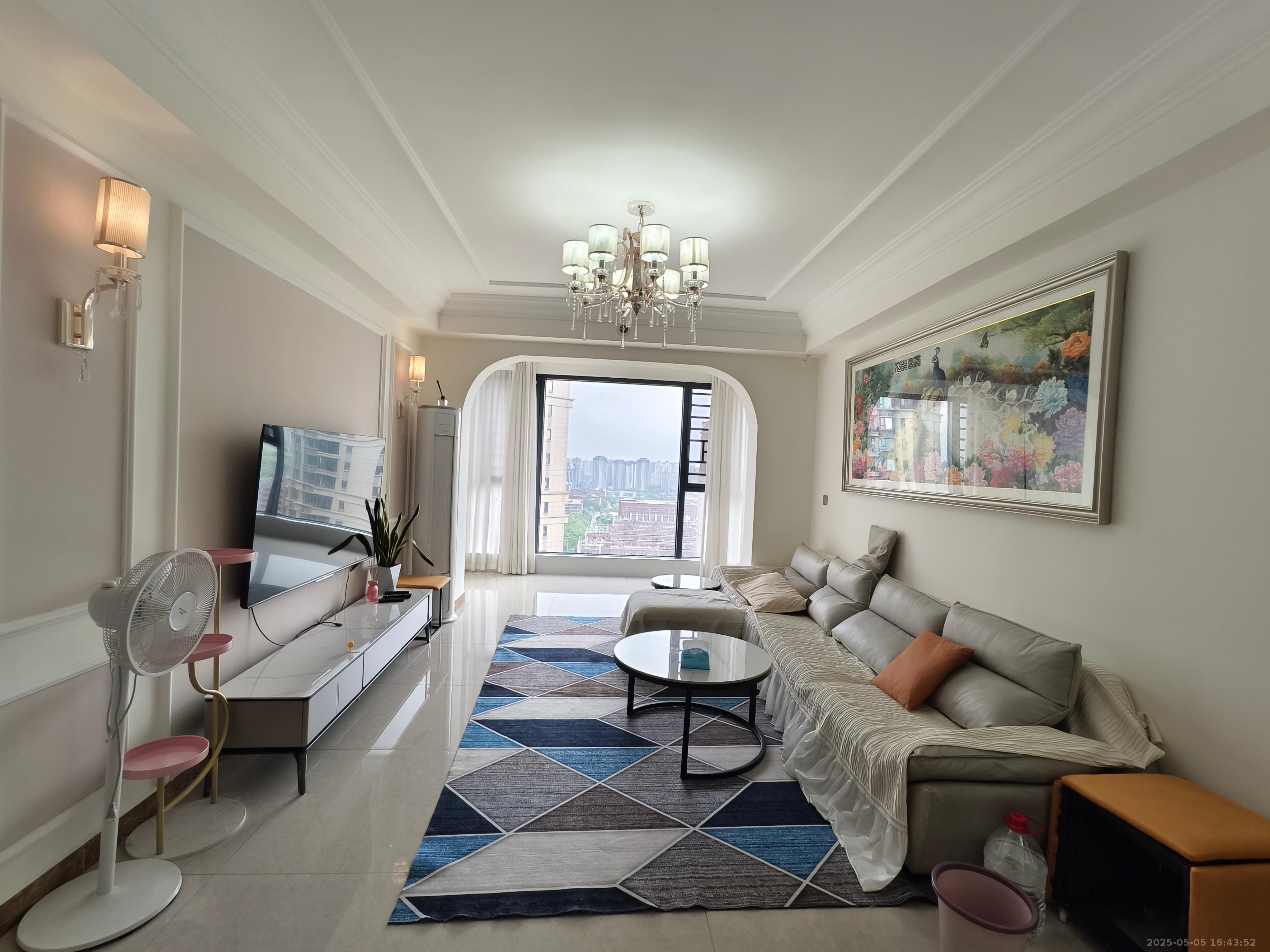 恒大华府 3室2厅1卫 2500.0元/月 恒大华府 3室2厅1卫 2500.0元/月室内图